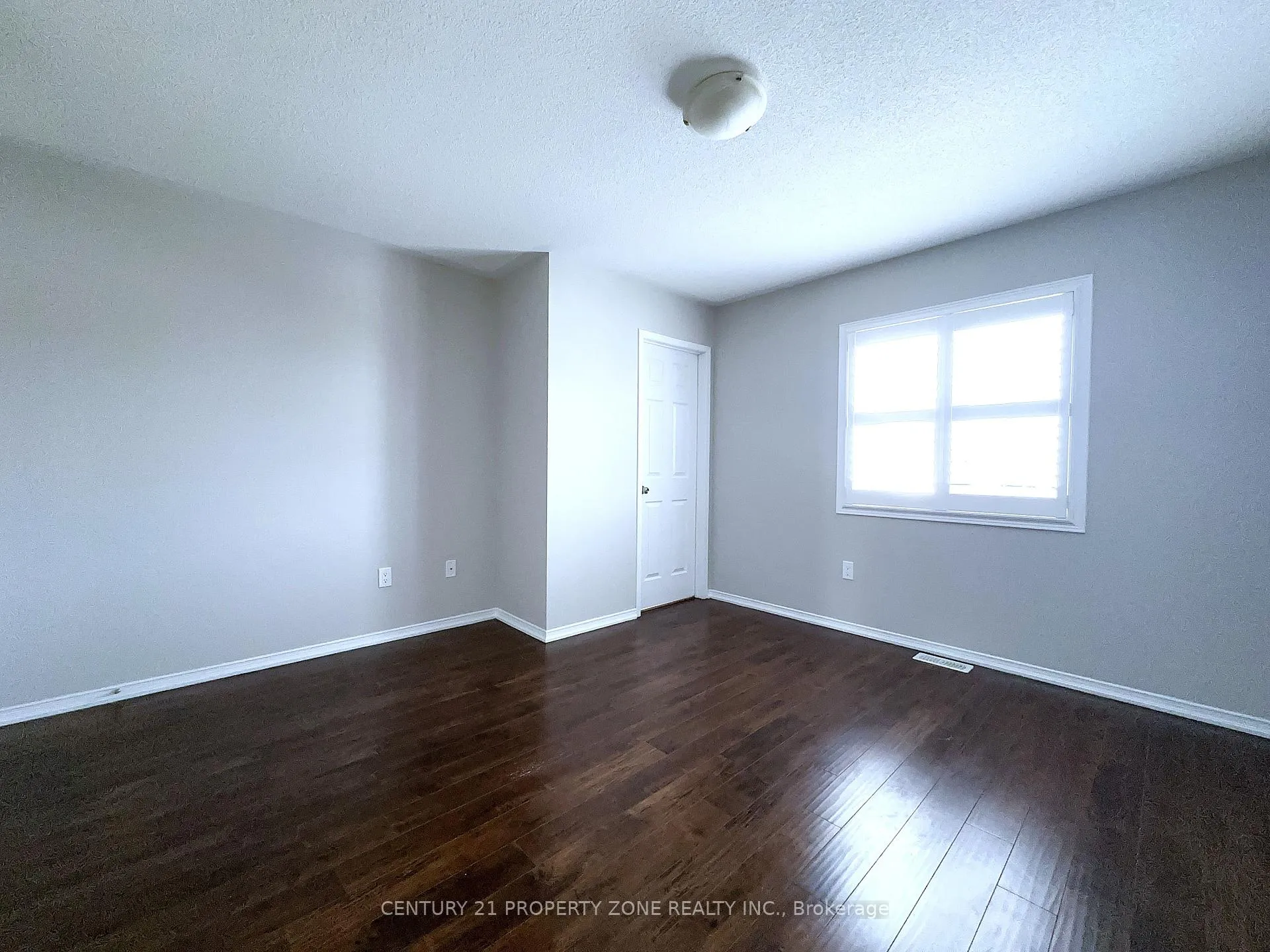Photo 22 of 8 Loftsmoor Drive, Brampton, Sandringham-Wellington — HOMEH