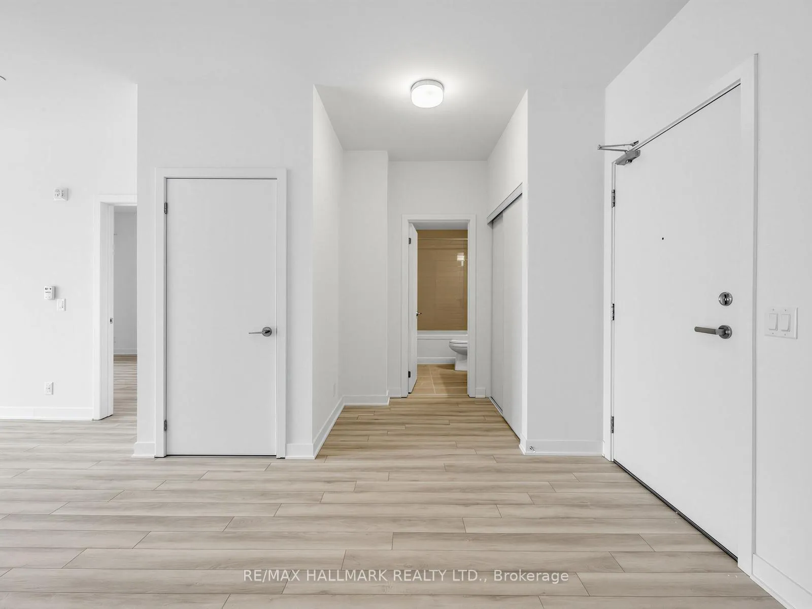 Photo 19 of Unit 616, 51 Clarington Avenue, Clarington, Bowmanville — HOMEH