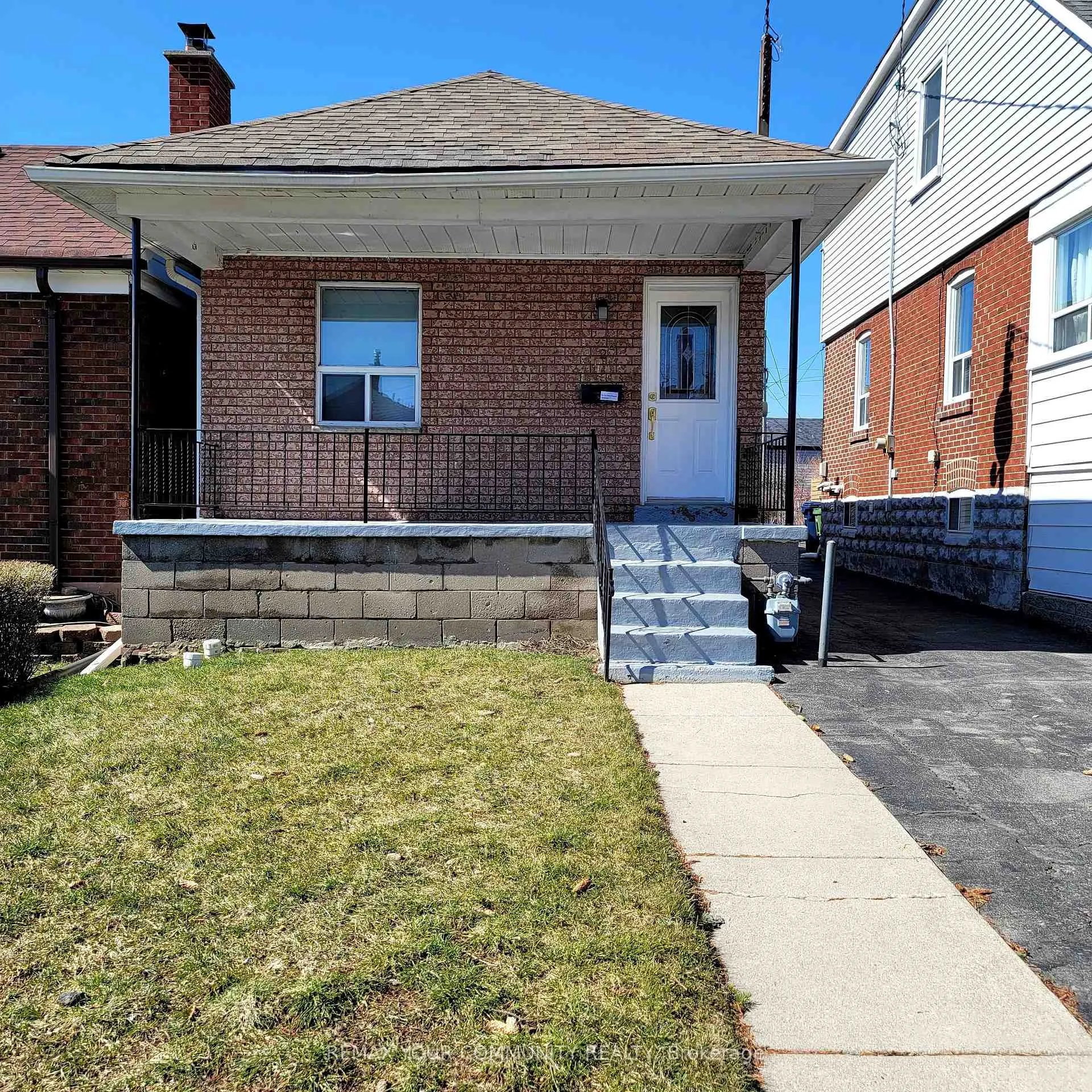 Photo 1 of 128 Dynevor Road, Toronto, Caledonia-Fairbank — HOMEH