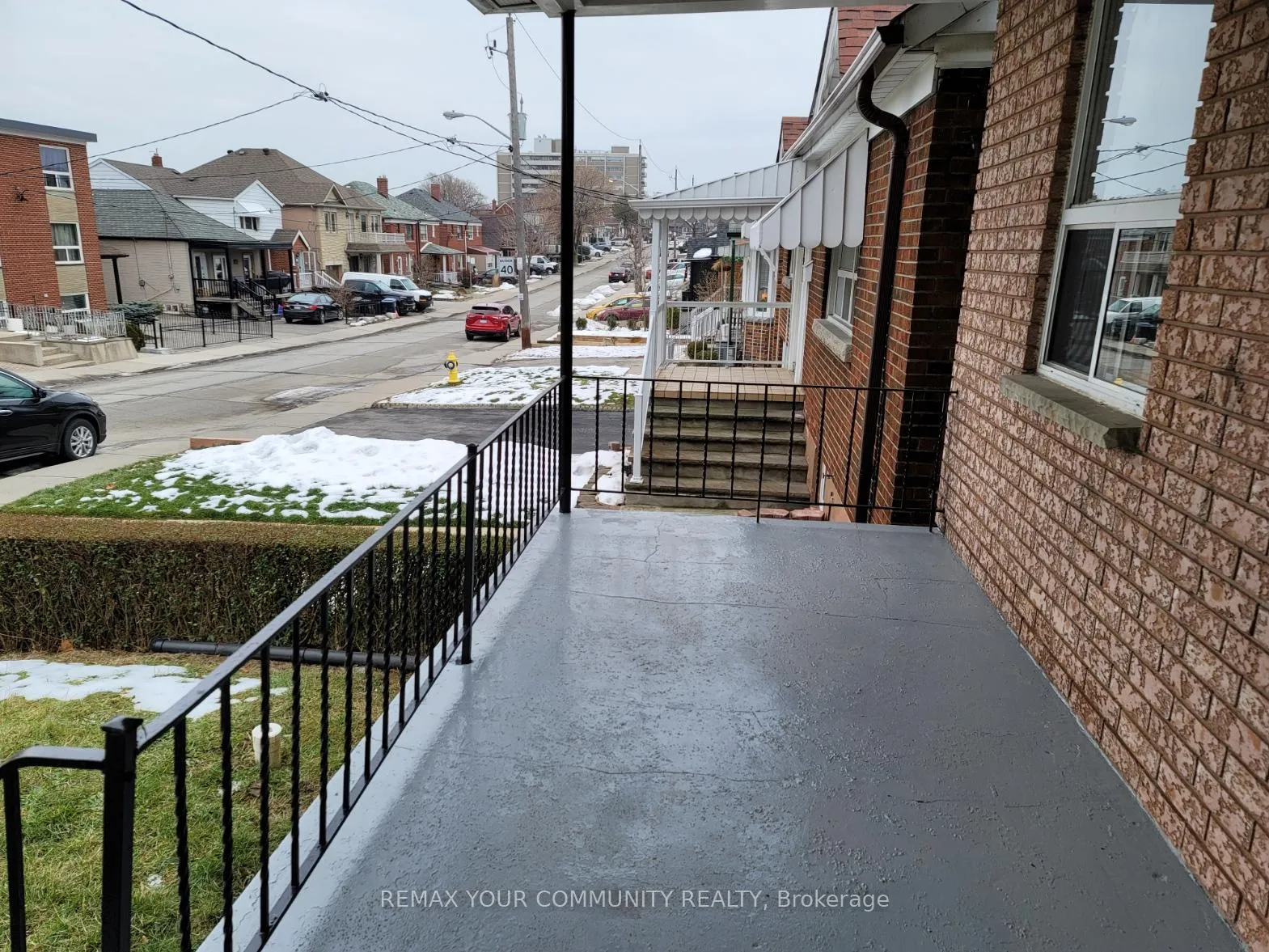 Photo 2 of 128 Dynevor Road, Toronto, Caledonia-Fairbank — HOMEH