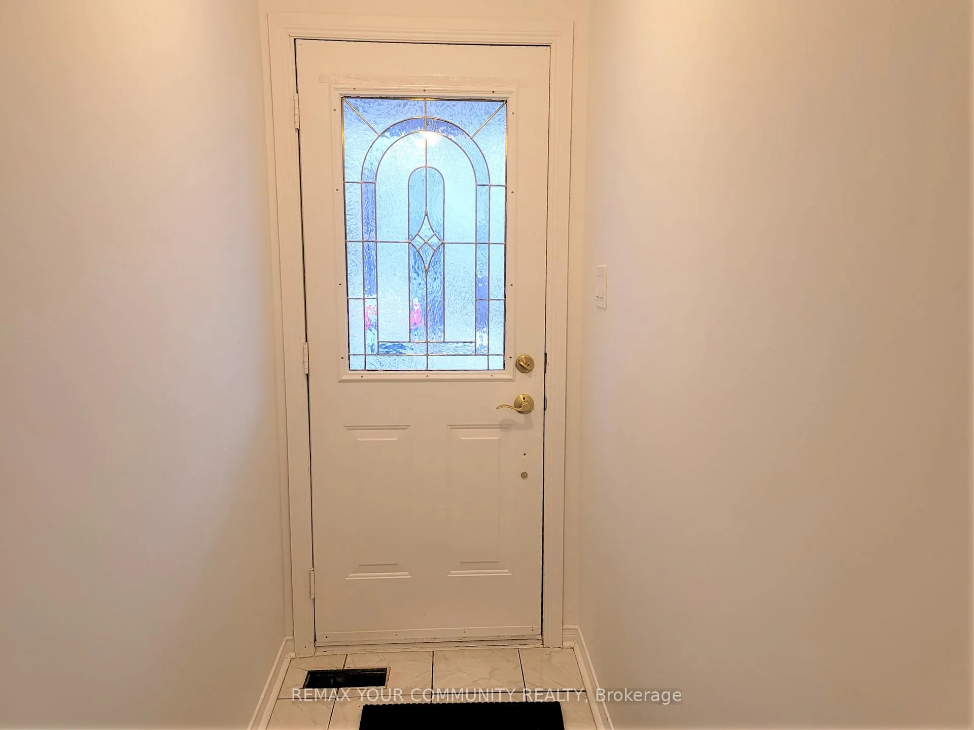 Photo 3 of 128 Dynevor Road, Toronto, Caledonia-Fairbank — HOMEH