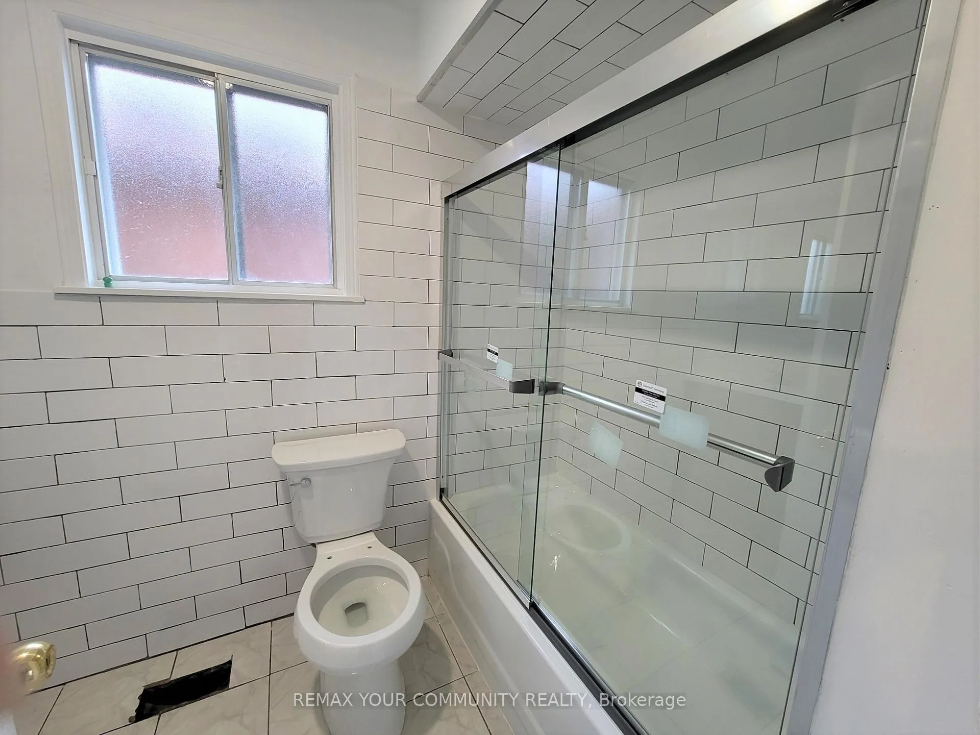 Photo 8 of 128 Dynevor Road, Toronto, Caledonia-Fairbank — HOMEH