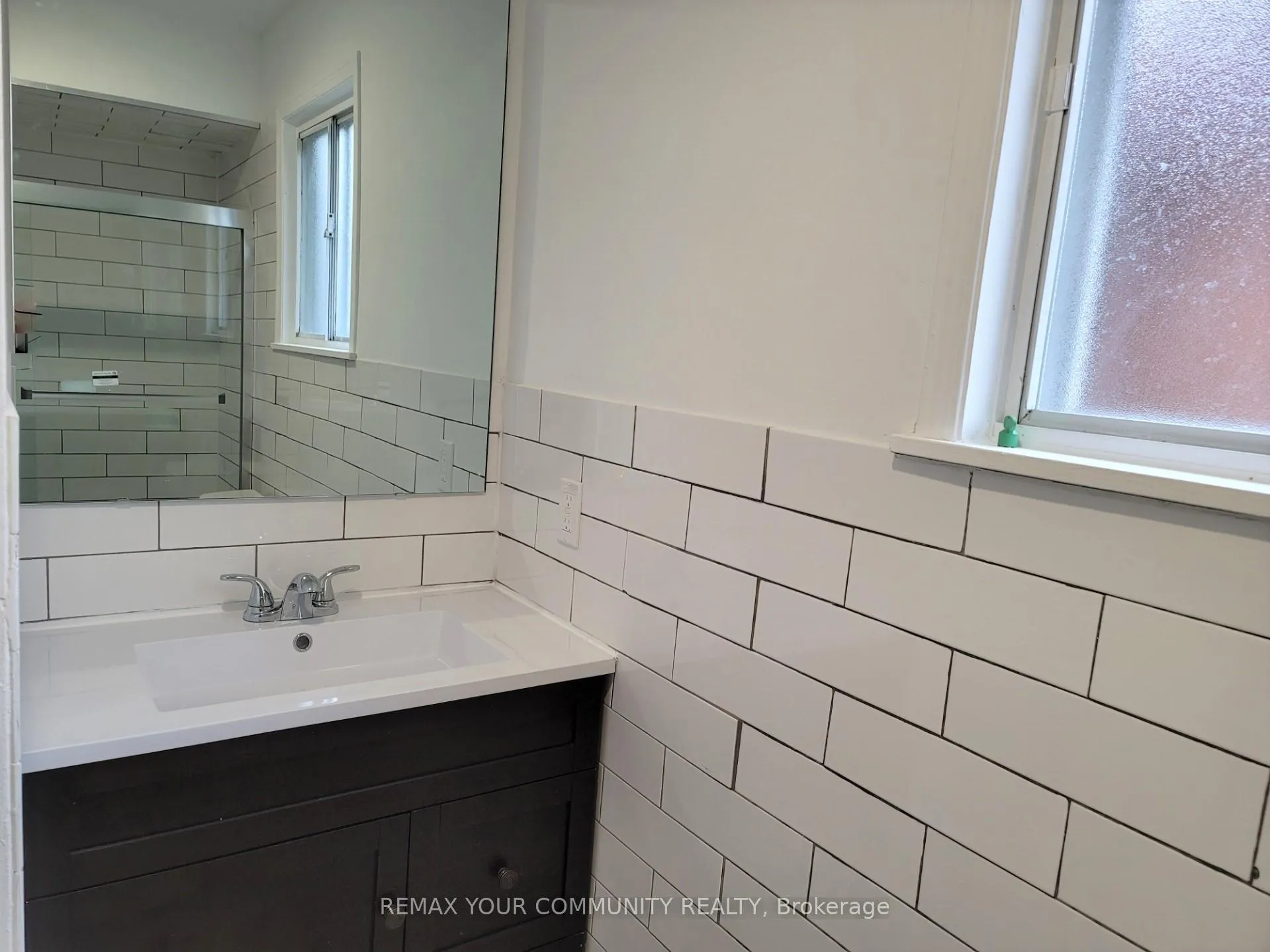 Photo 9 of 128 Dynevor Road, Toronto, Caledonia-Fairbank — HOMEH
