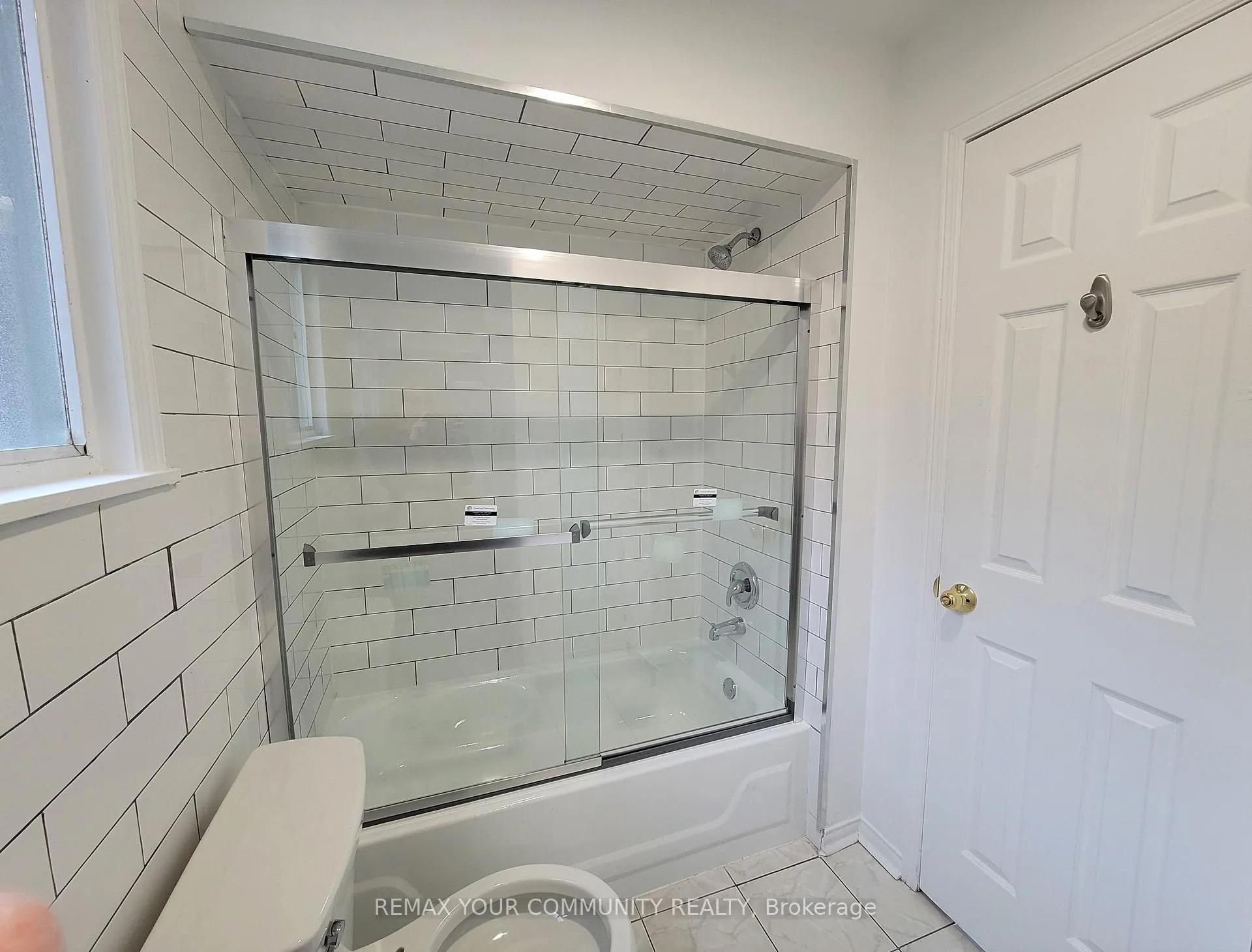 Photo 10 of 128 Dynevor Road, Toronto, Caledonia-Fairbank — HOMEH