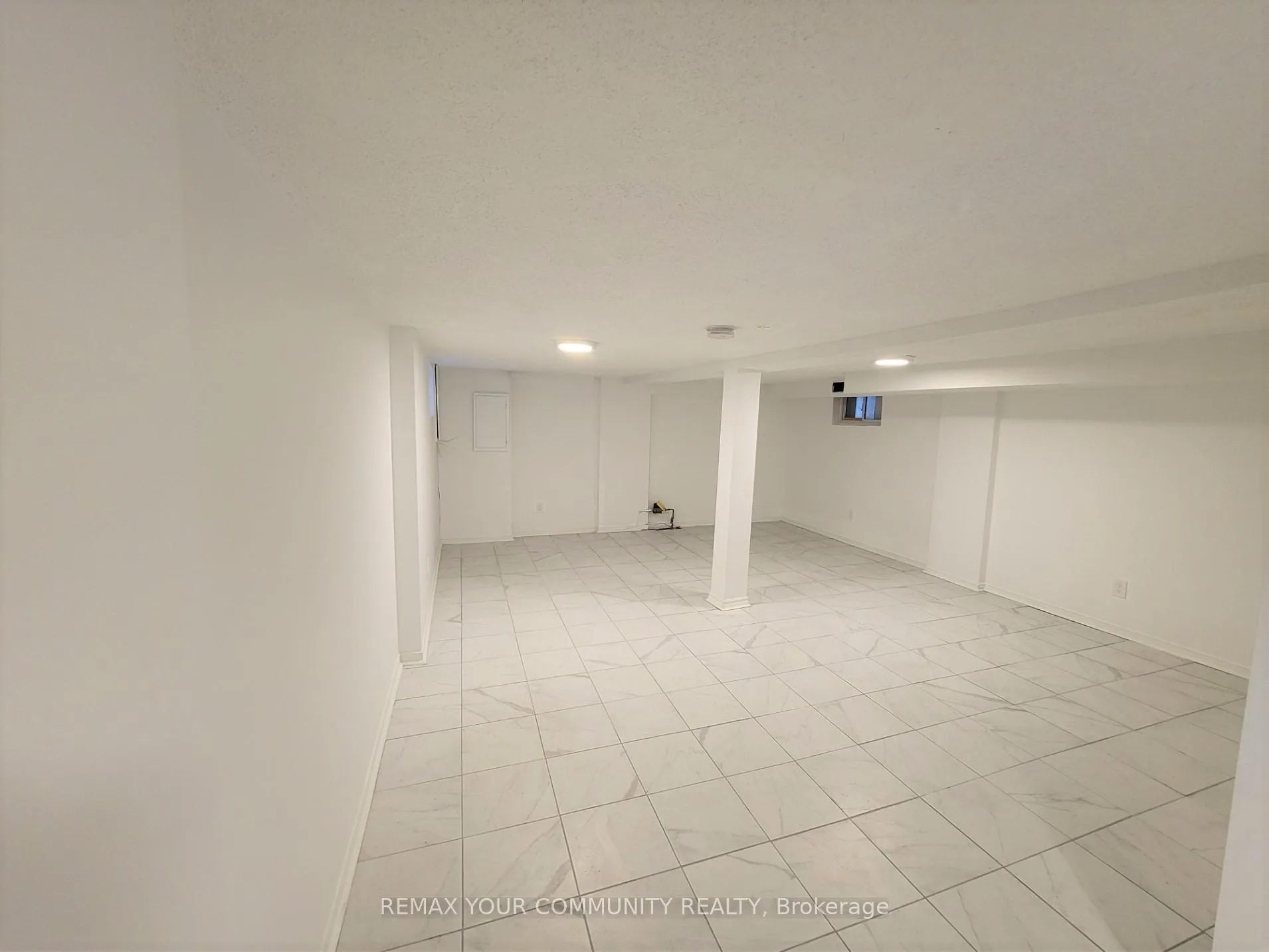Photo 11 of 128 Dynevor Road, Toronto, Caledonia-Fairbank — HOMEH