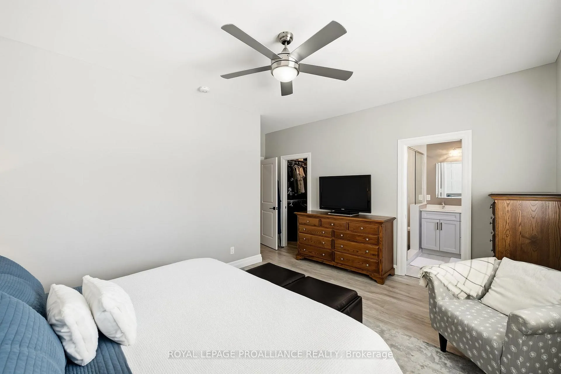 Photo 22 of 48 Schmidt Way, Quinte West, Murray Ward — HOMEH