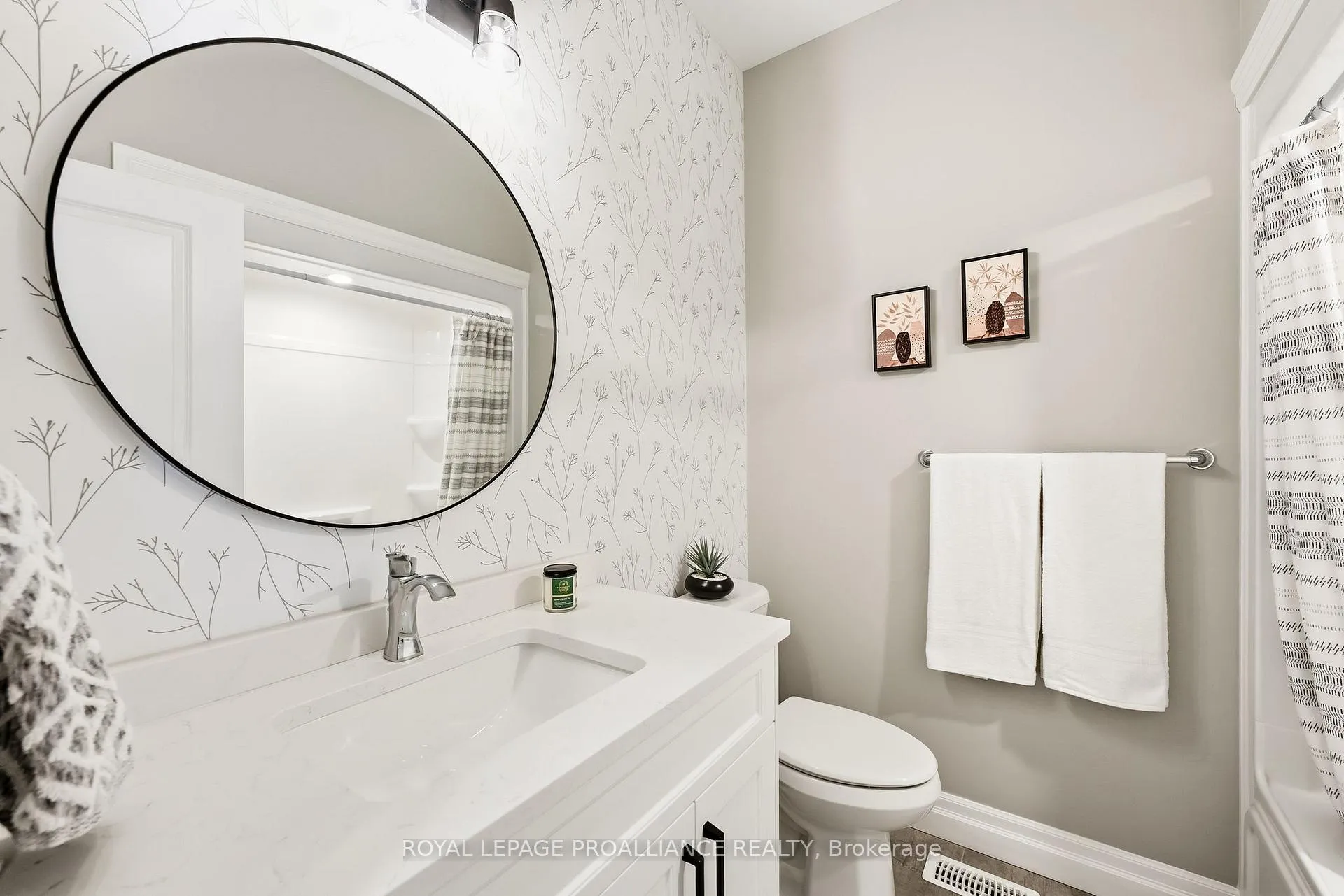Photo 29 of 48 Schmidt Way, Quinte West, Murray Ward — HOMEH