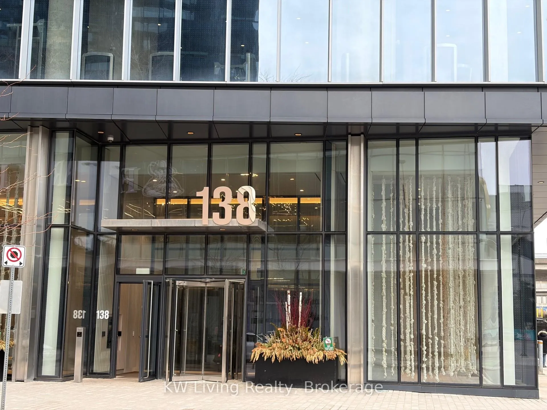 Photo 1 of Unit 1905, 138 Downes Street, Toronto, Waterfront Communities — HOMEH