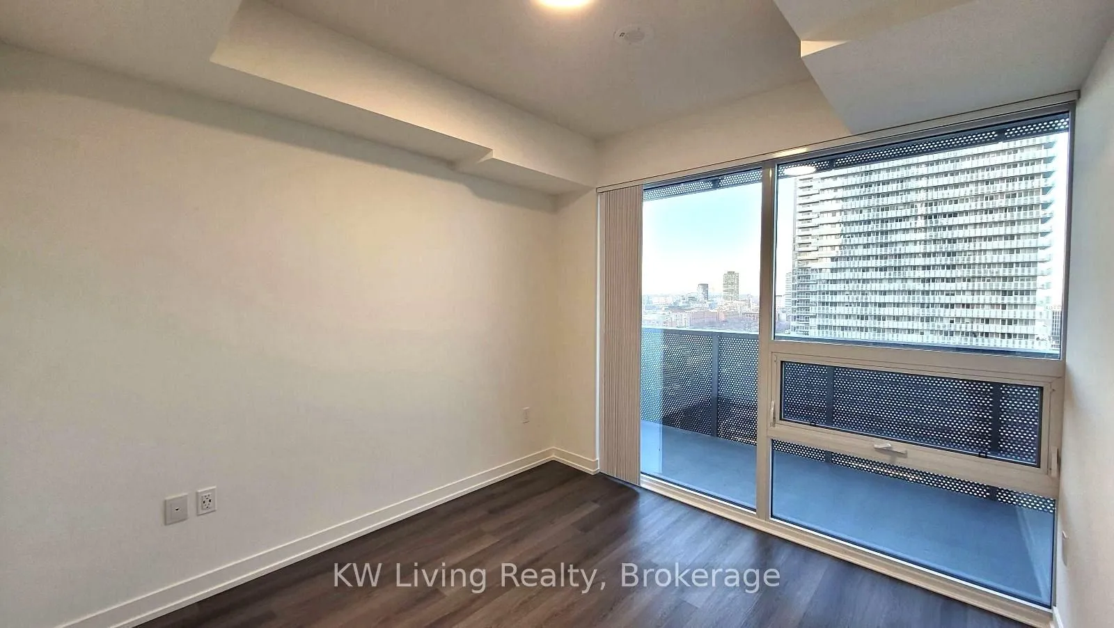 Photo 4 of Unit 1905, 138 Downes Street, Toronto, Waterfront Communities — HOMEH
