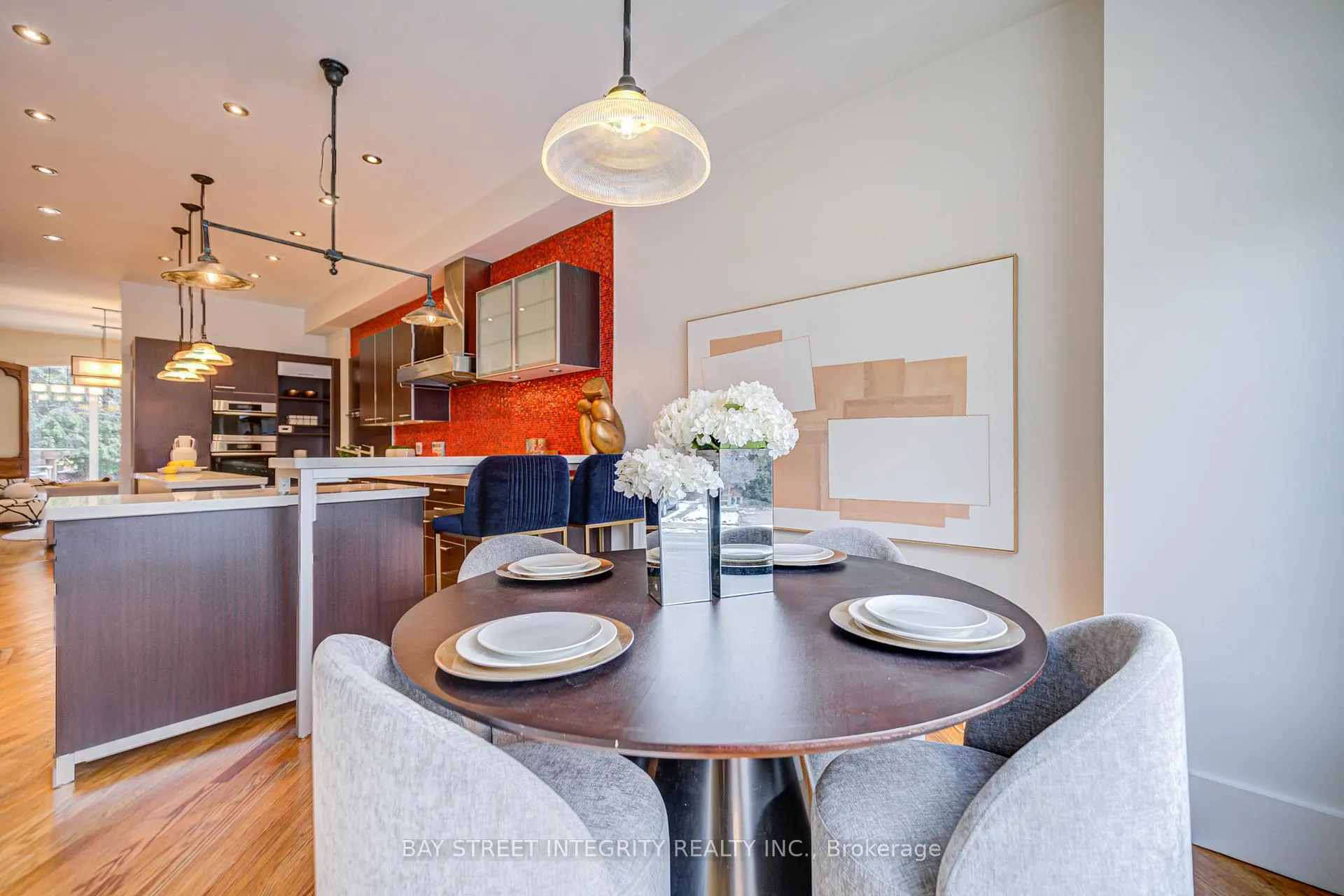 Photo 4 of 17 Frankdale Avenue, Toronto, Danforth Village-East York — HOMEH