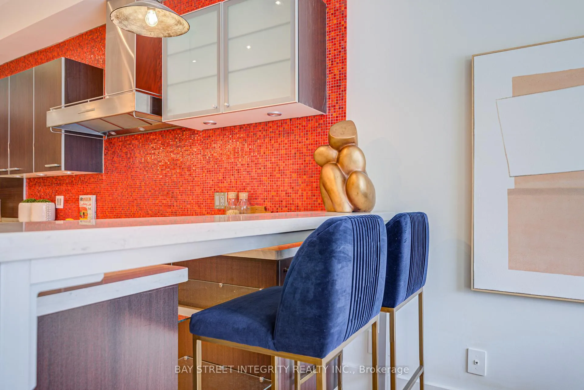 Photo 10 of 17 Frankdale Avenue, Toronto, Danforth Village-East York — HOMEH