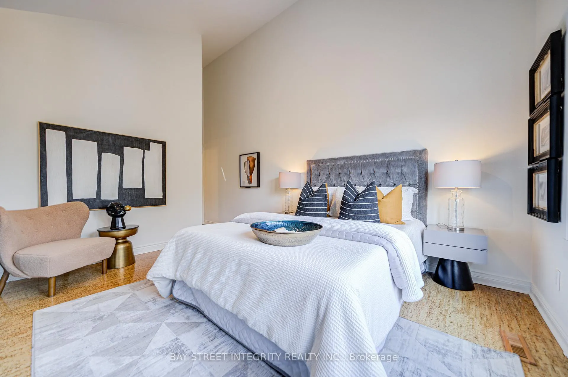 Photo 15 of 17 Frankdale Avenue, Toronto, Danforth Village-East York — HOMEH