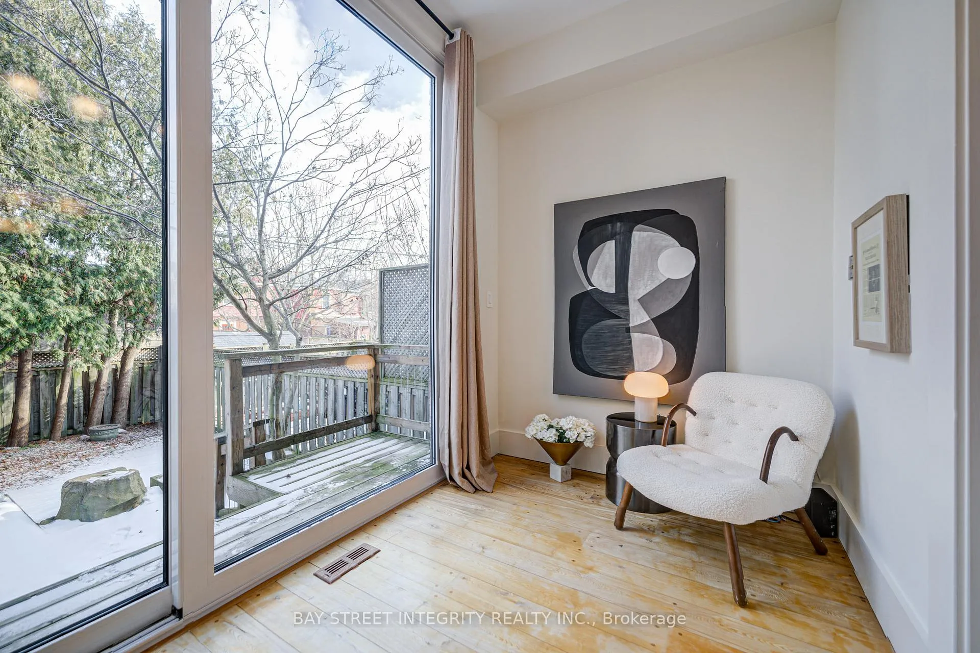 Photo 17 of 17 Frankdale Avenue, Toronto, Danforth Village-East York — HOMEH