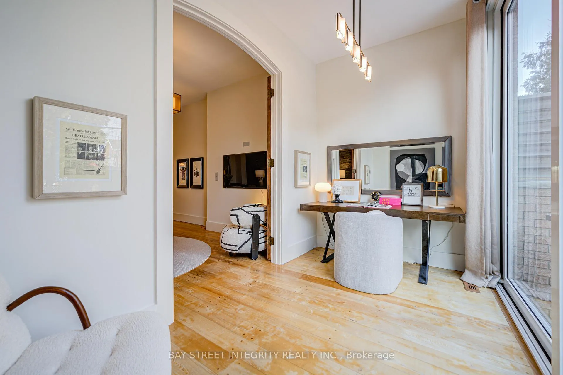 Photo 19 of 17 Frankdale Avenue, Toronto, Danforth Village-East York — HOMEH