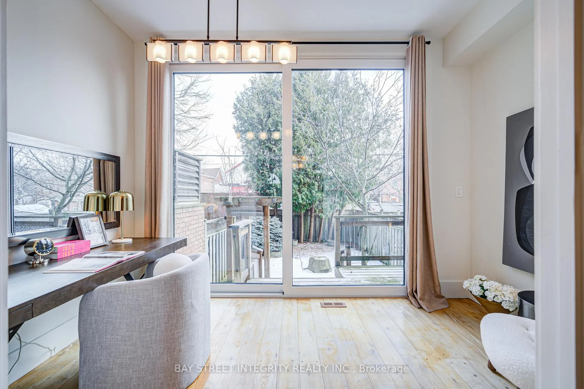 Photo 20 of 17 Frankdale Avenue, Toronto, Danforth Village-East York — HOMEH