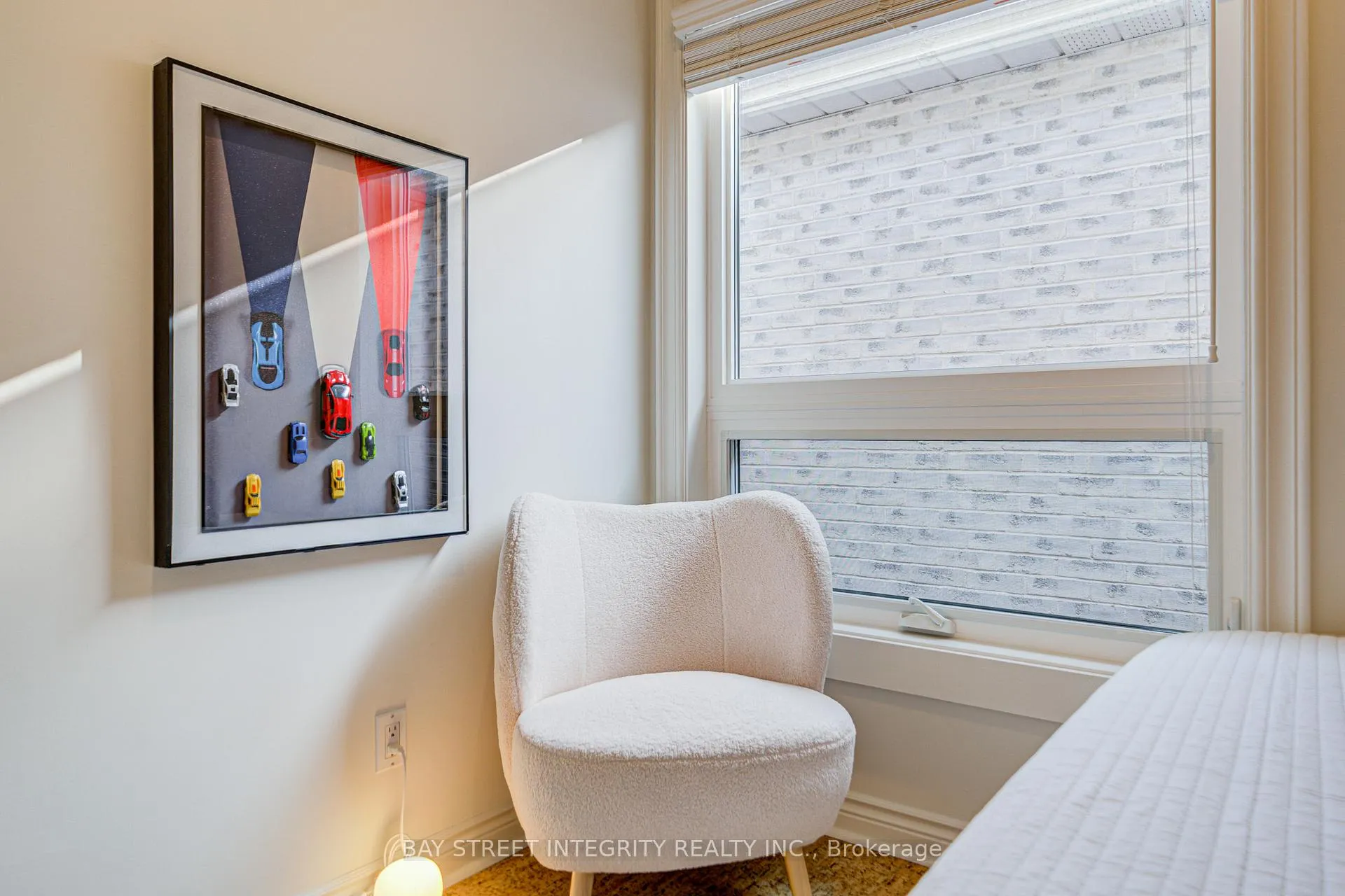 Photo 31 of 17 Frankdale Avenue, Toronto, Danforth Village-East York — HOMEH