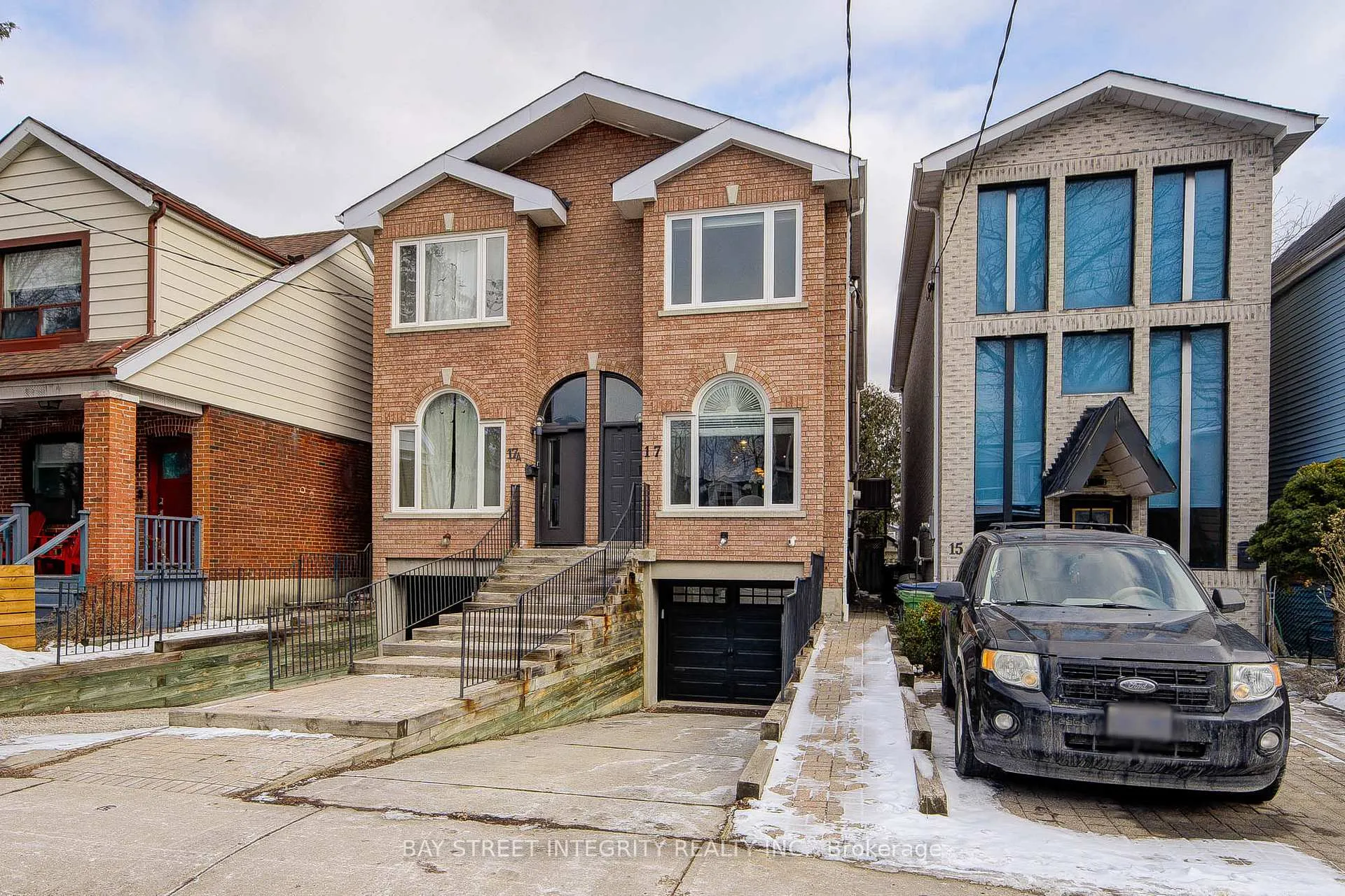 Photo 37 of 17 Frankdale Avenue, Toronto, Danforth Village-East York — HOMEH