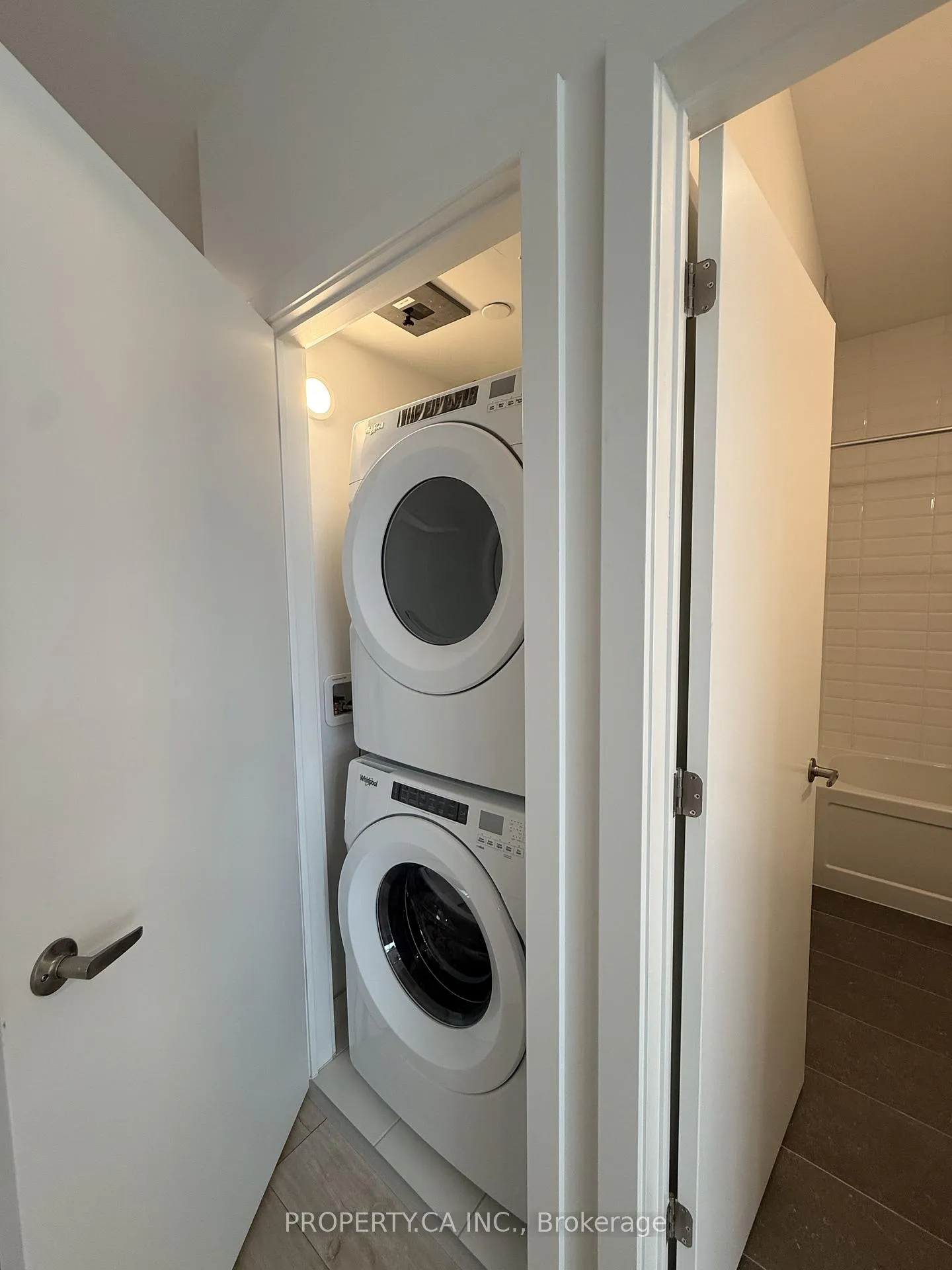 Photo 4 of Unit 817, 720 Whitlock Avenue, Milton, Cobban — HOMEH