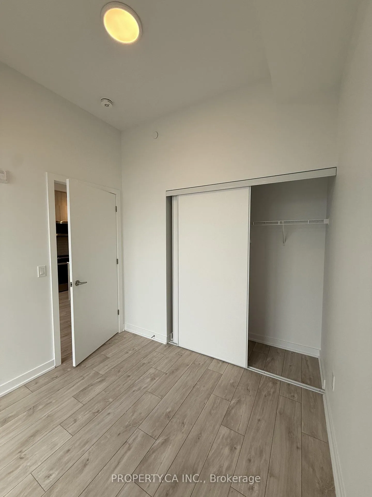 Photo 7 of Unit 817, 720 Whitlock Avenue, Milton, Cobban — HOMEH