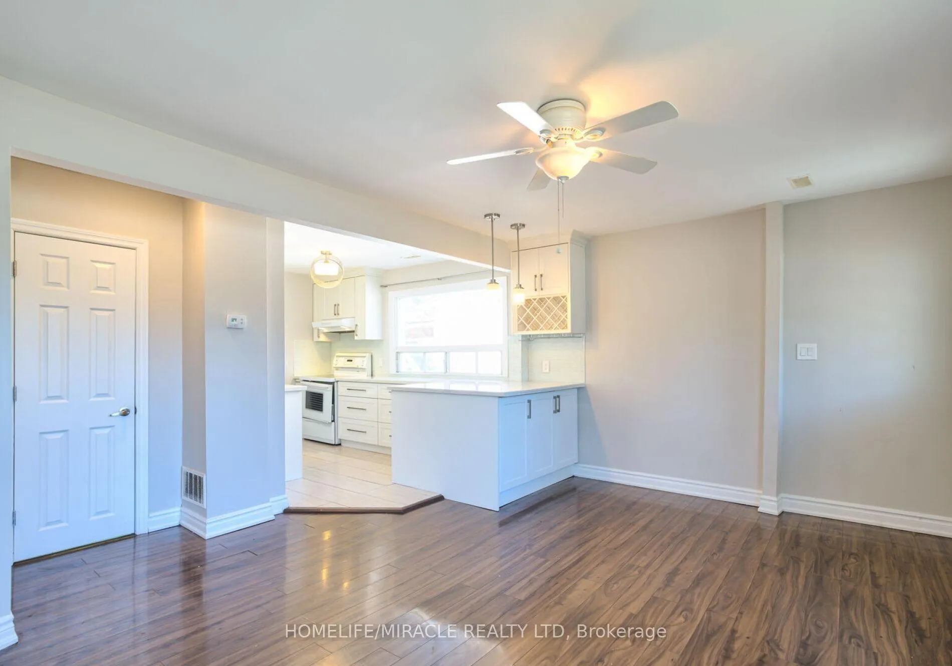 Photo 5 of 72 Frederick Street, Brampton, Downtown Brampton — HOMEH