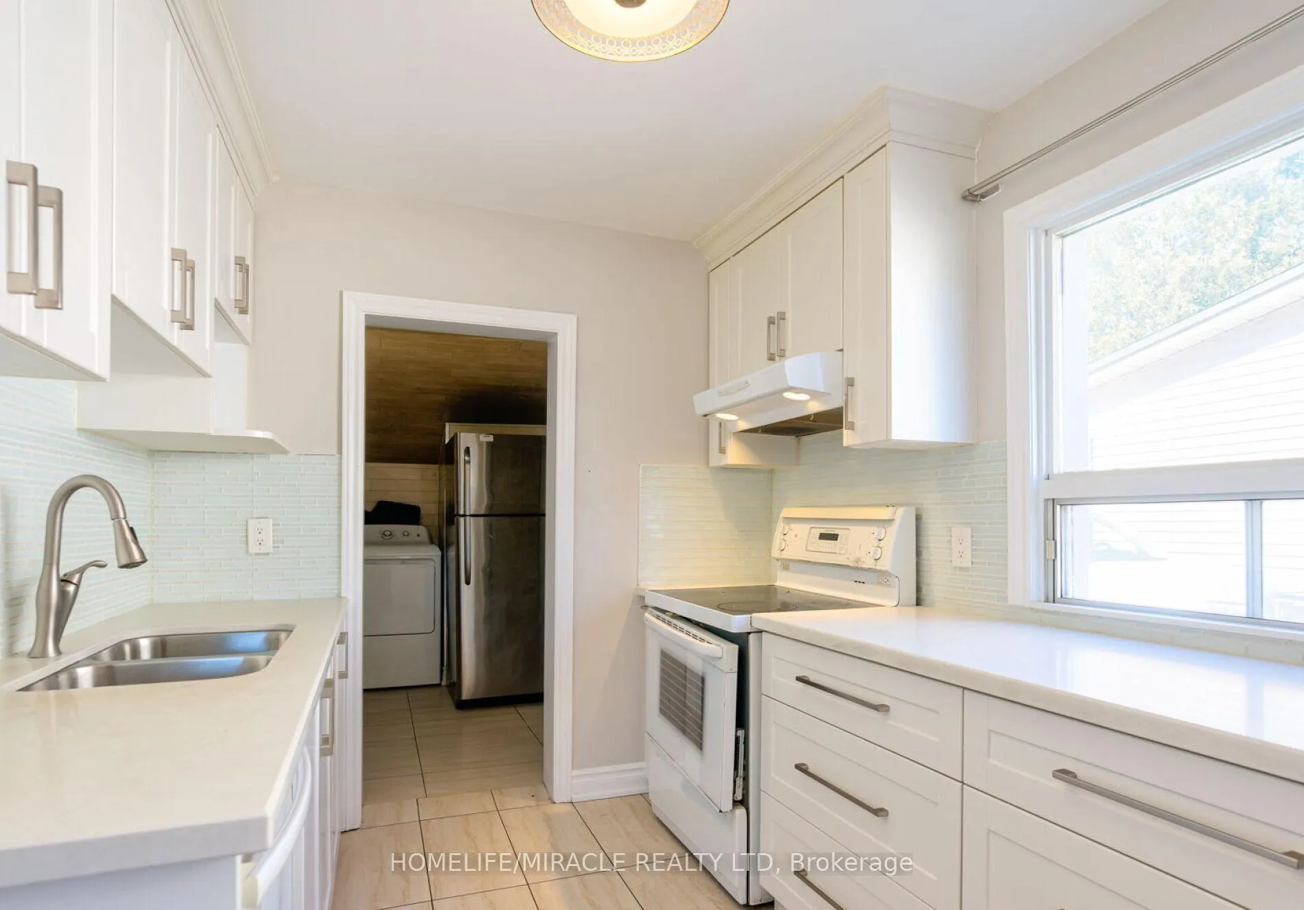 Photo 8 of 72 Frederick Street, Brampton, Downtown Brampton — HOMEH