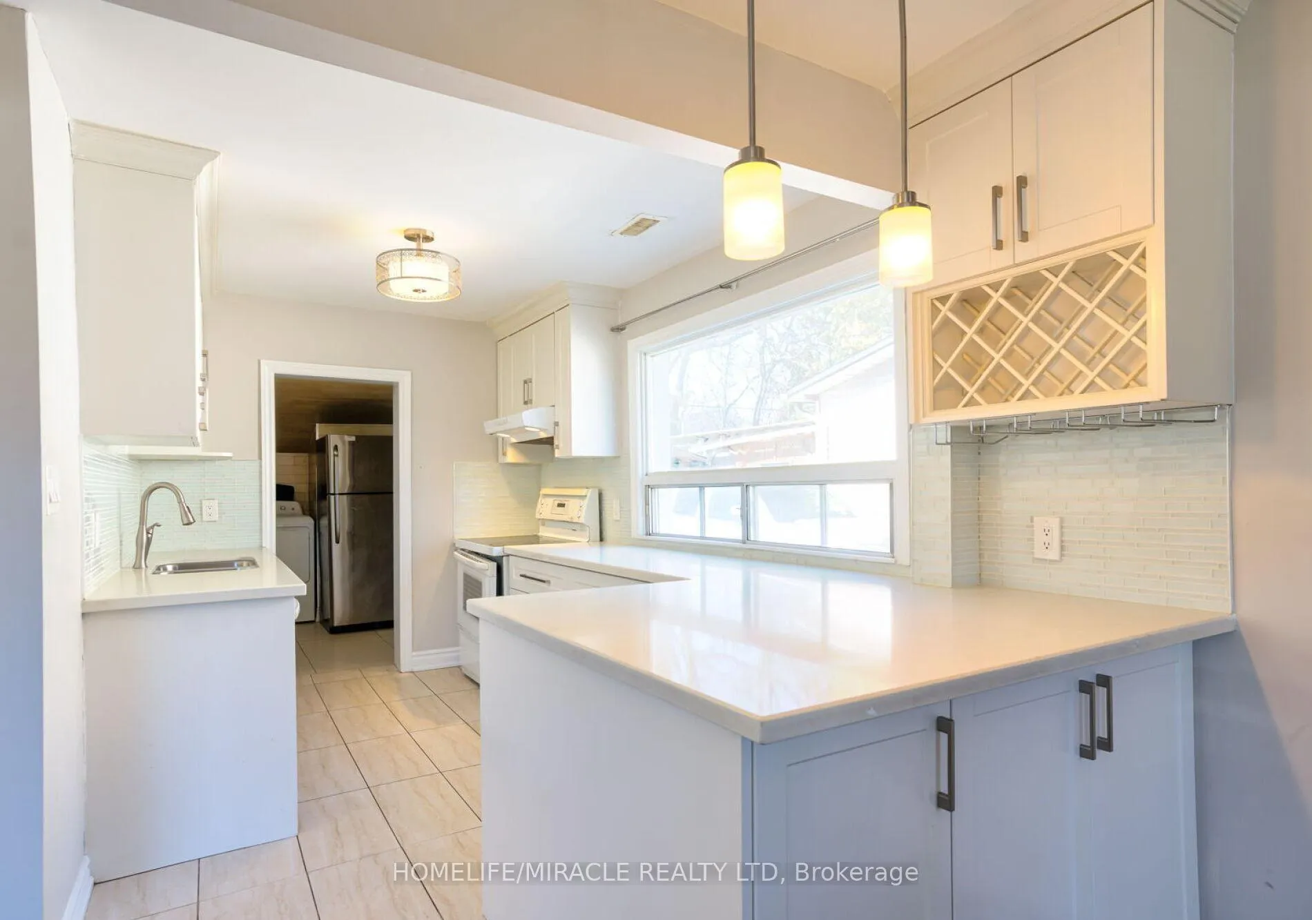 Photo 10 of 72 Frederick Street, Brampton, Downtown Brampton — HOMEH