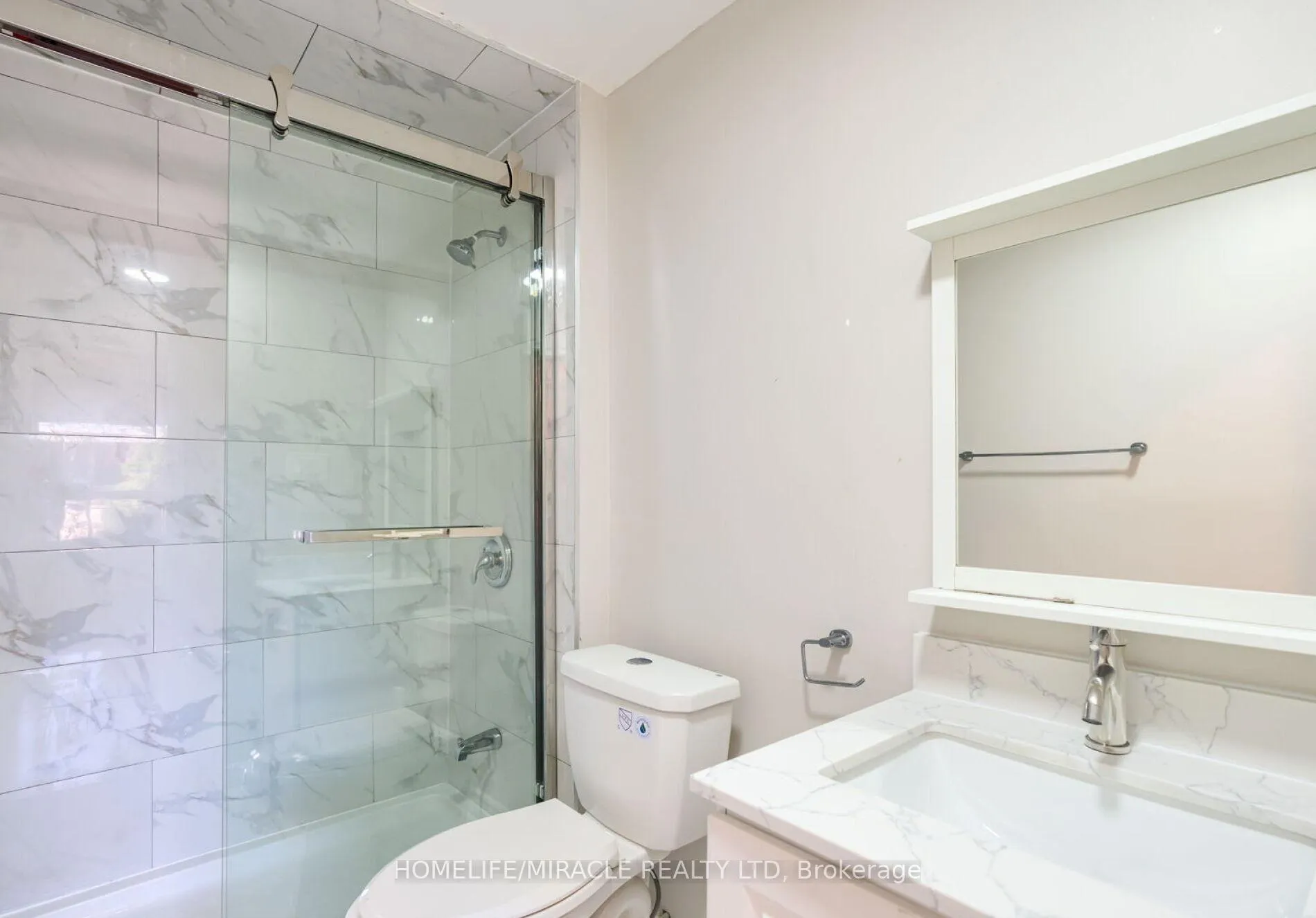 Photo 15 of 72 Frederick Street, Brampton, Downtown Brampton — HOMEH
