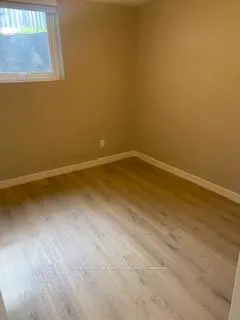Photo 4 of Unit Lower, 115 Stephanie Drive, Guelph, Willow West/Sugarbush/West Acres — HOMEH