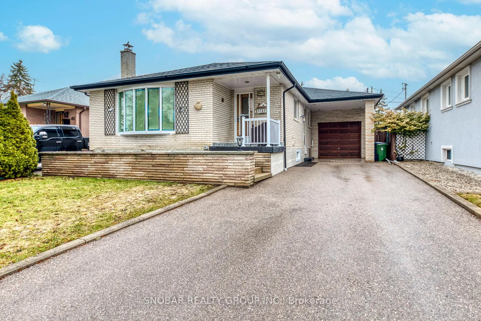 Photo 2 of 47 Bucksburn Road, Etobicoke, West Humber-Clairville — HOMEH
