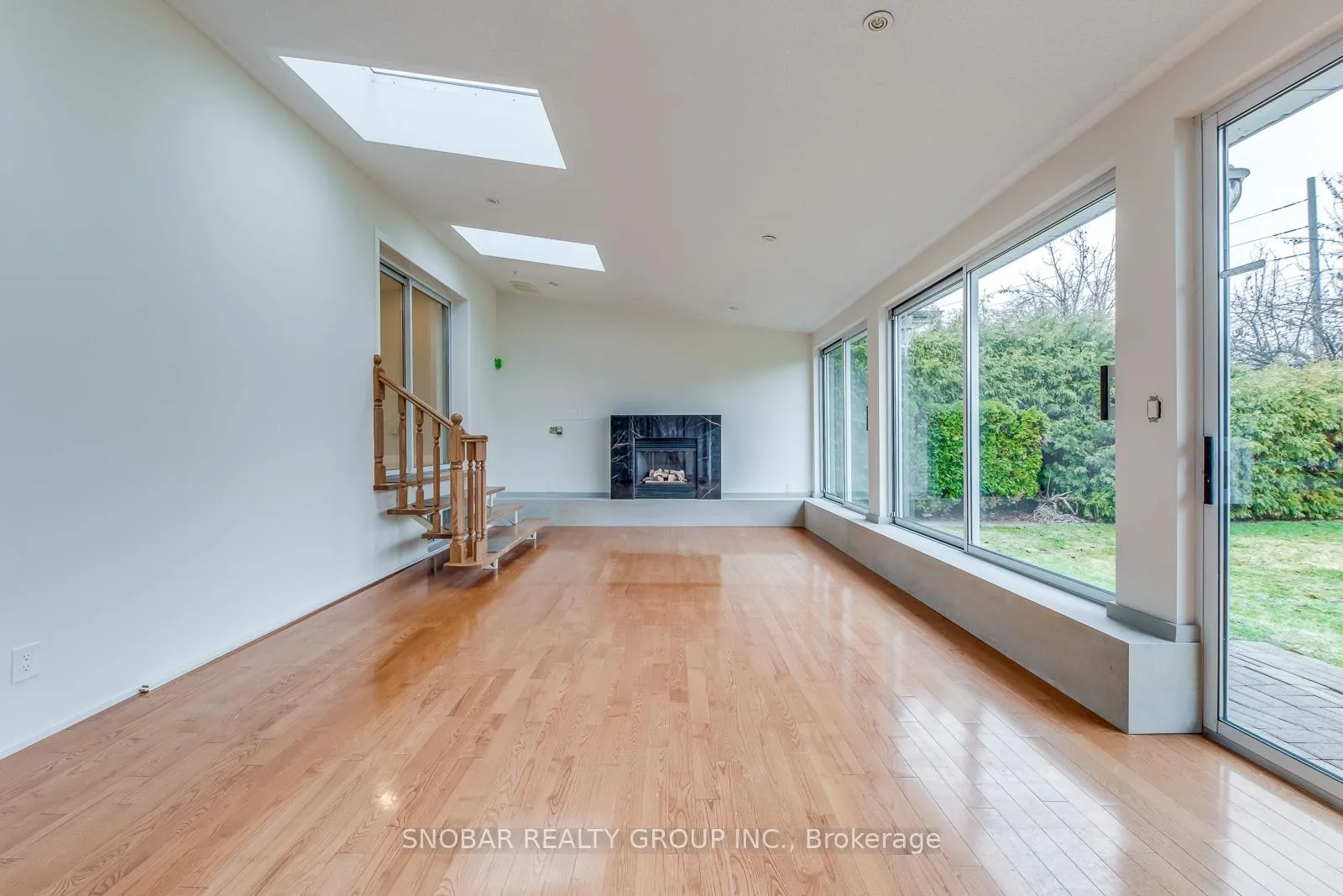 Photo 21 of 47 Bucksburn Road, Etobicoke, West Humber-Clairville — HOMEH