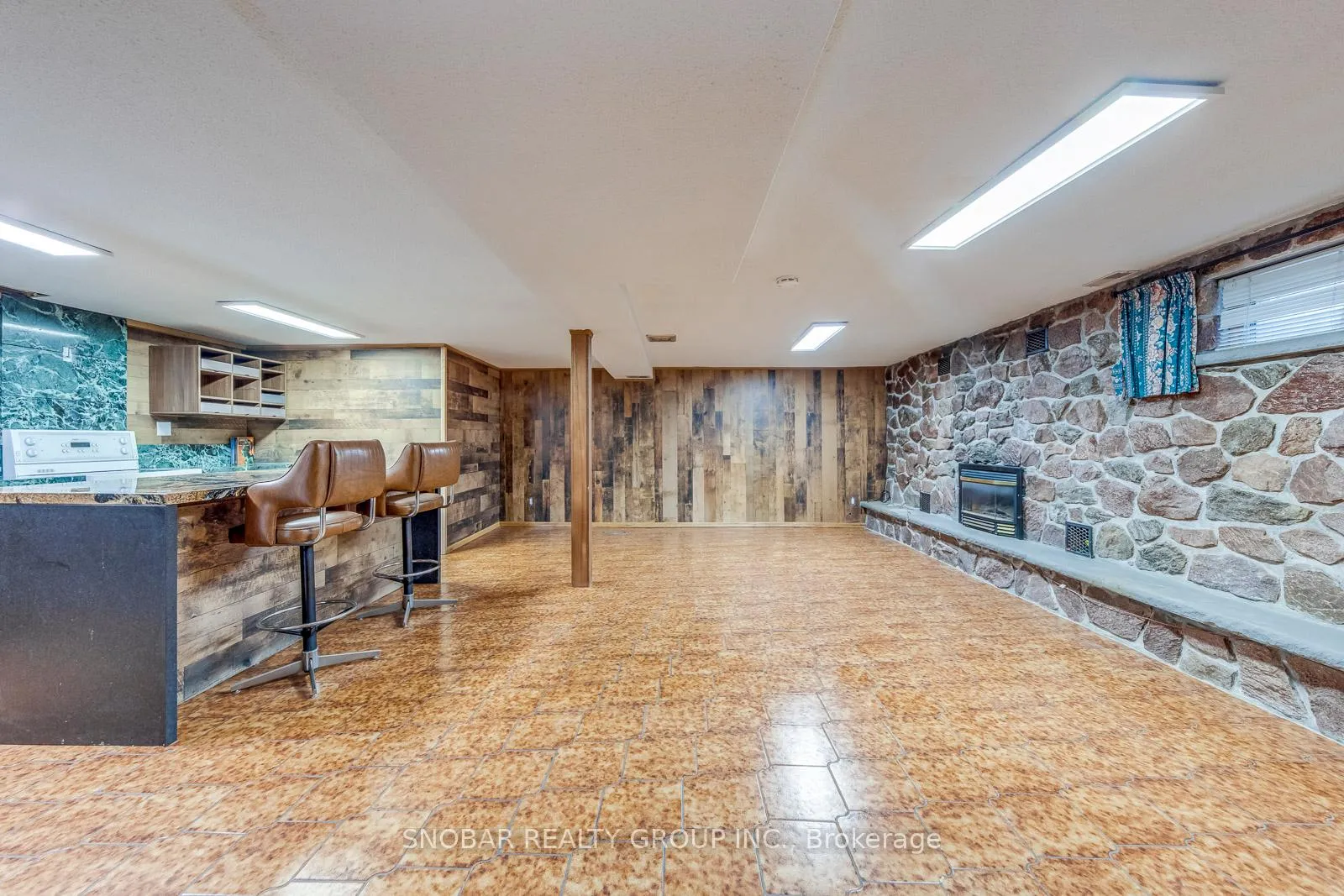 Photo 24 of 47 Bucksburn Road, Etobicoke, West Humber-Clairville — HOMEH