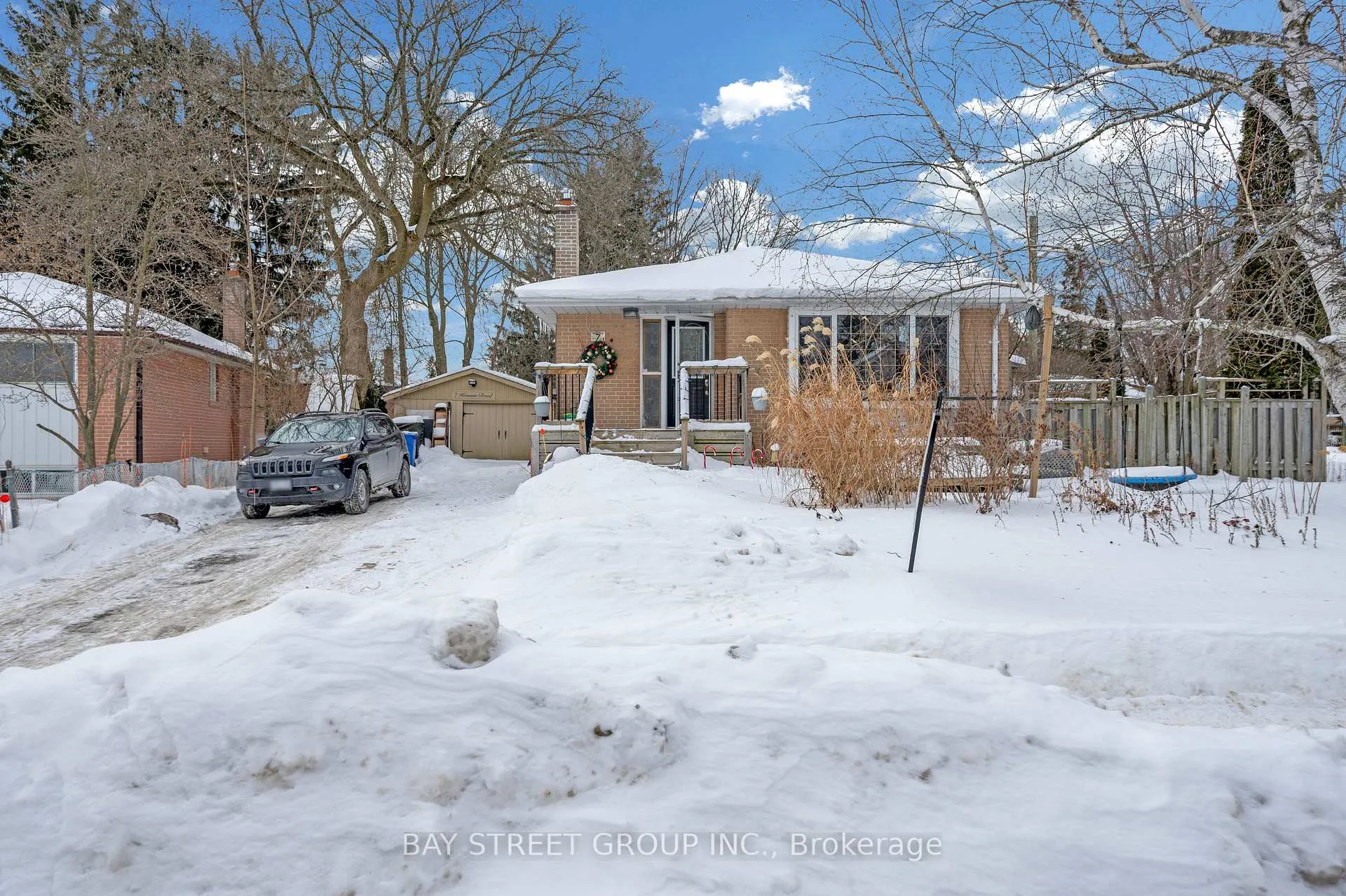 Photo 1 of 7 Kemano Road, Aurora, Aurora Heights — HOMEH