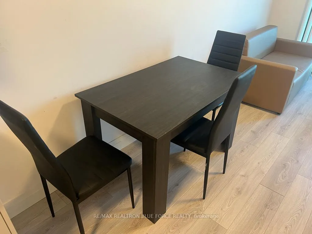 Photo 9 of Unit 722, 652 Princess Street, Kingston, Central City East — HOMEH