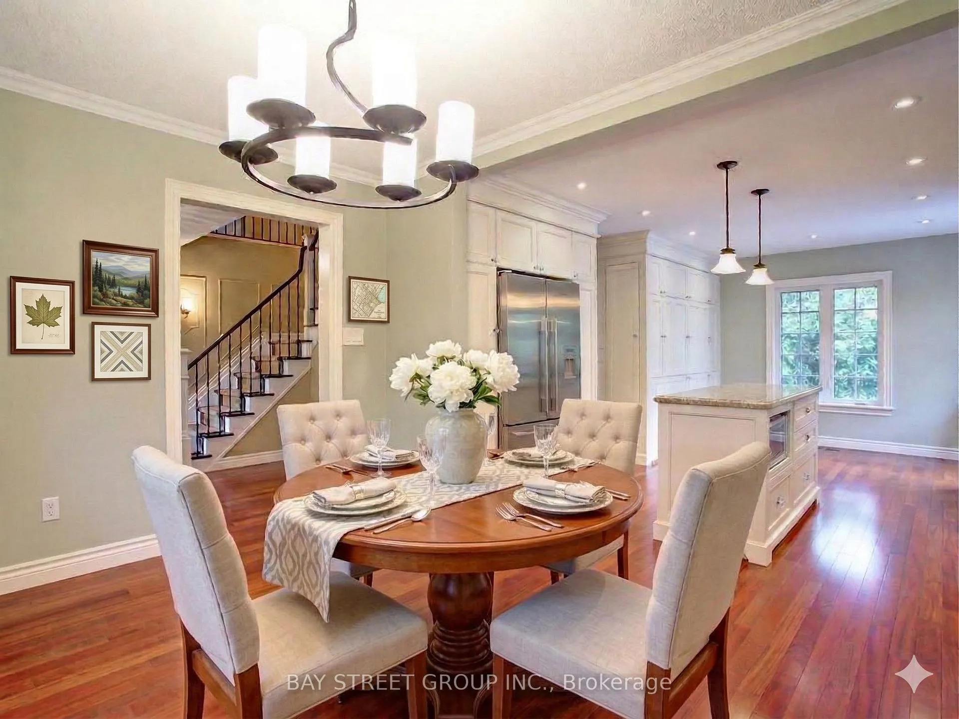 Photo 5 of 2374 Bennington Gate, Oakville, Ford — HOMEH