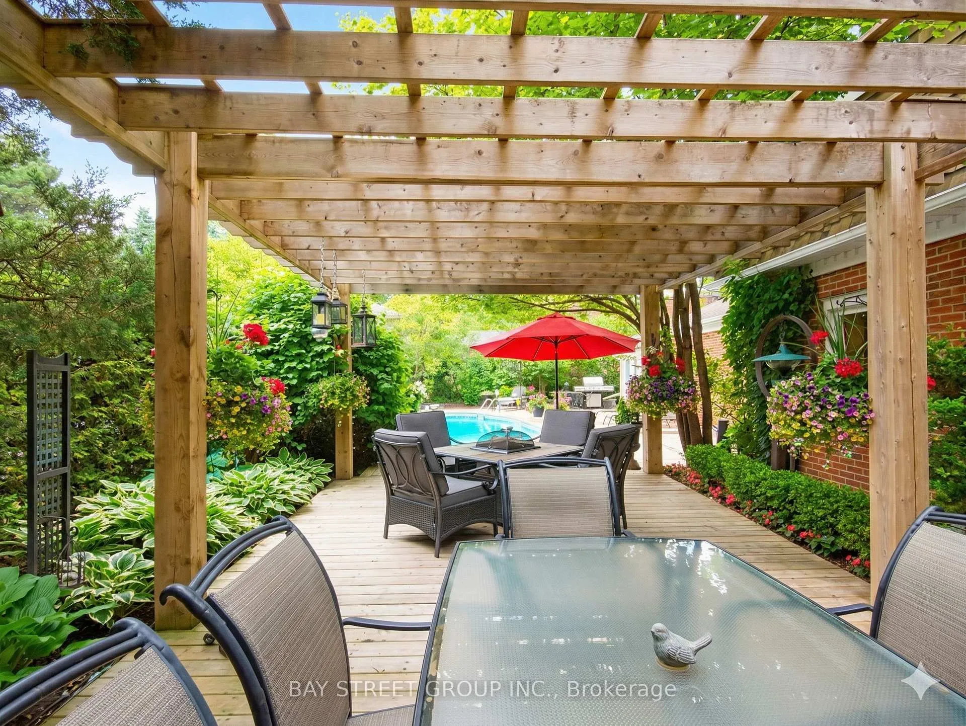 Photo 16 of 2374 Bennington Gate, Oakville, Ford — HOMEH