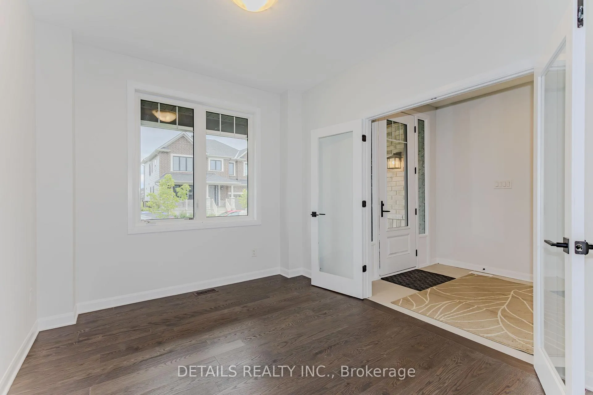 Photo 4 of 583 Anchor Circle, Ottawa, Mahogany Community — HOMEH