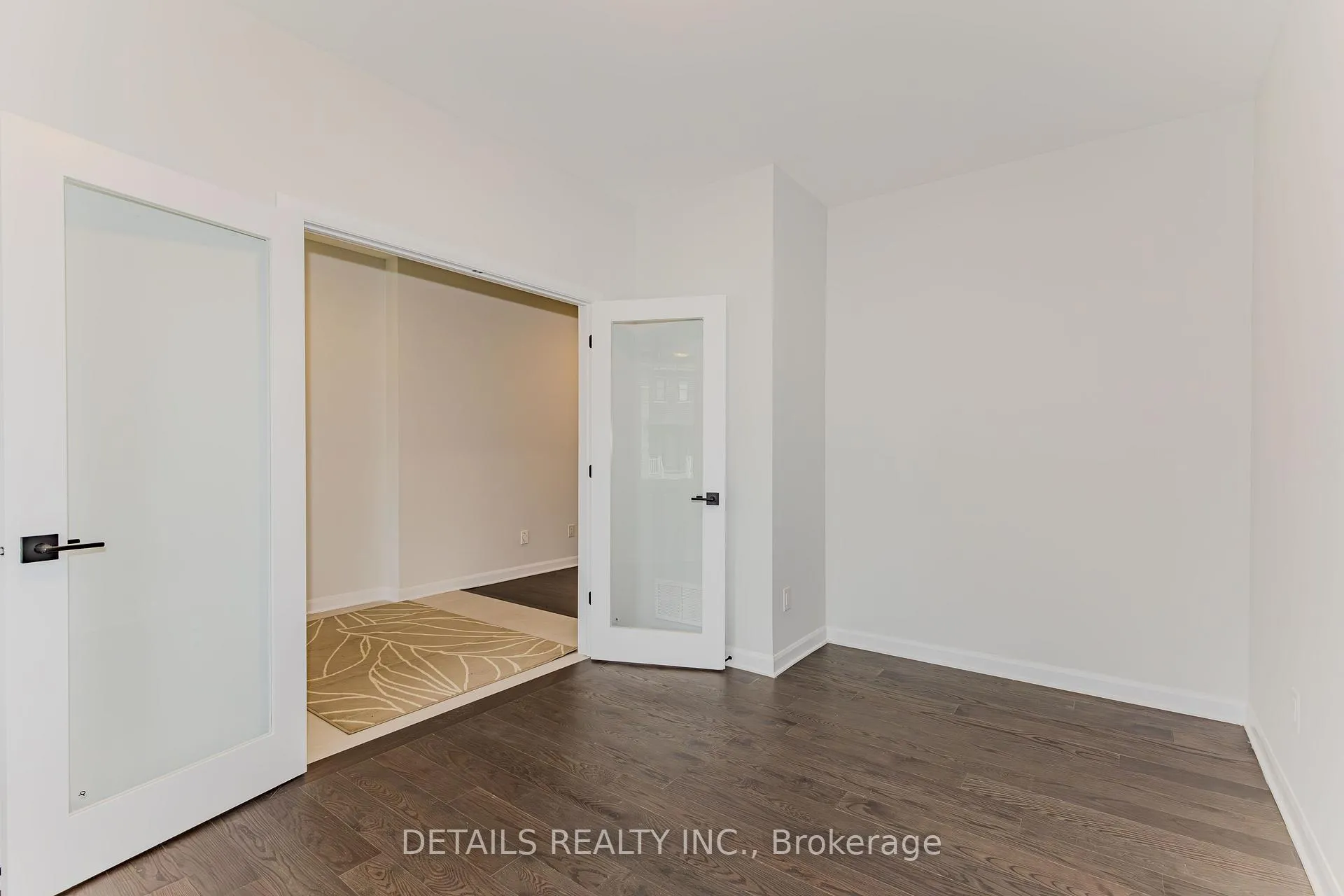 Photo 5 of 583 Anchor Circle, Ottawa, Mahogany Community — HOMEH