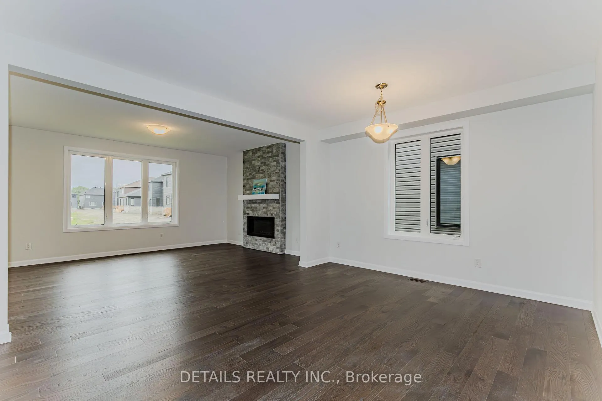 Photo 7 of 583 Anchor Circle, Ottawa, Mahogany Community — HOMEH