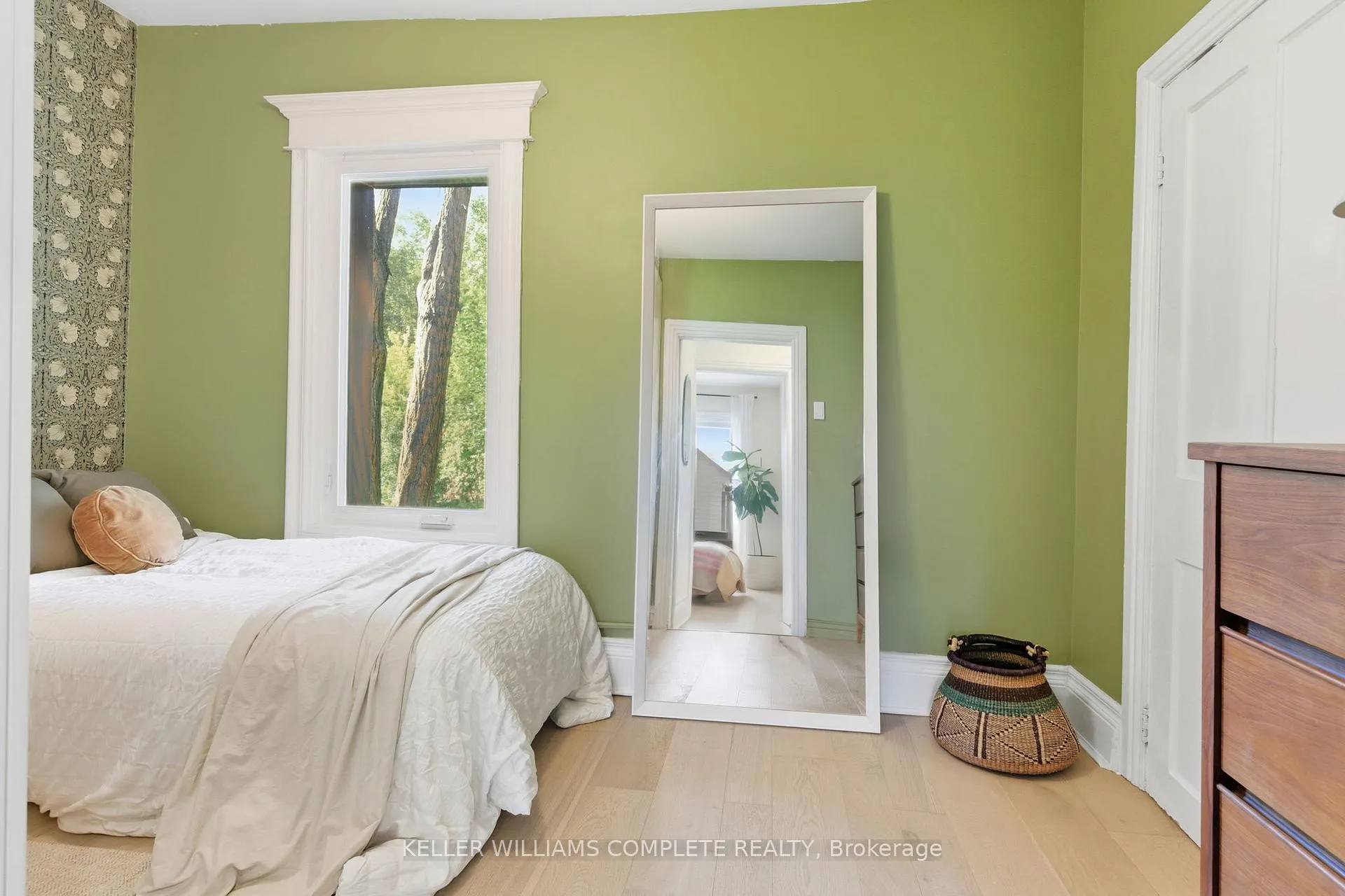 Photo 24 of 48 Liberty Street, Hamilton, Corktown — HOMEH