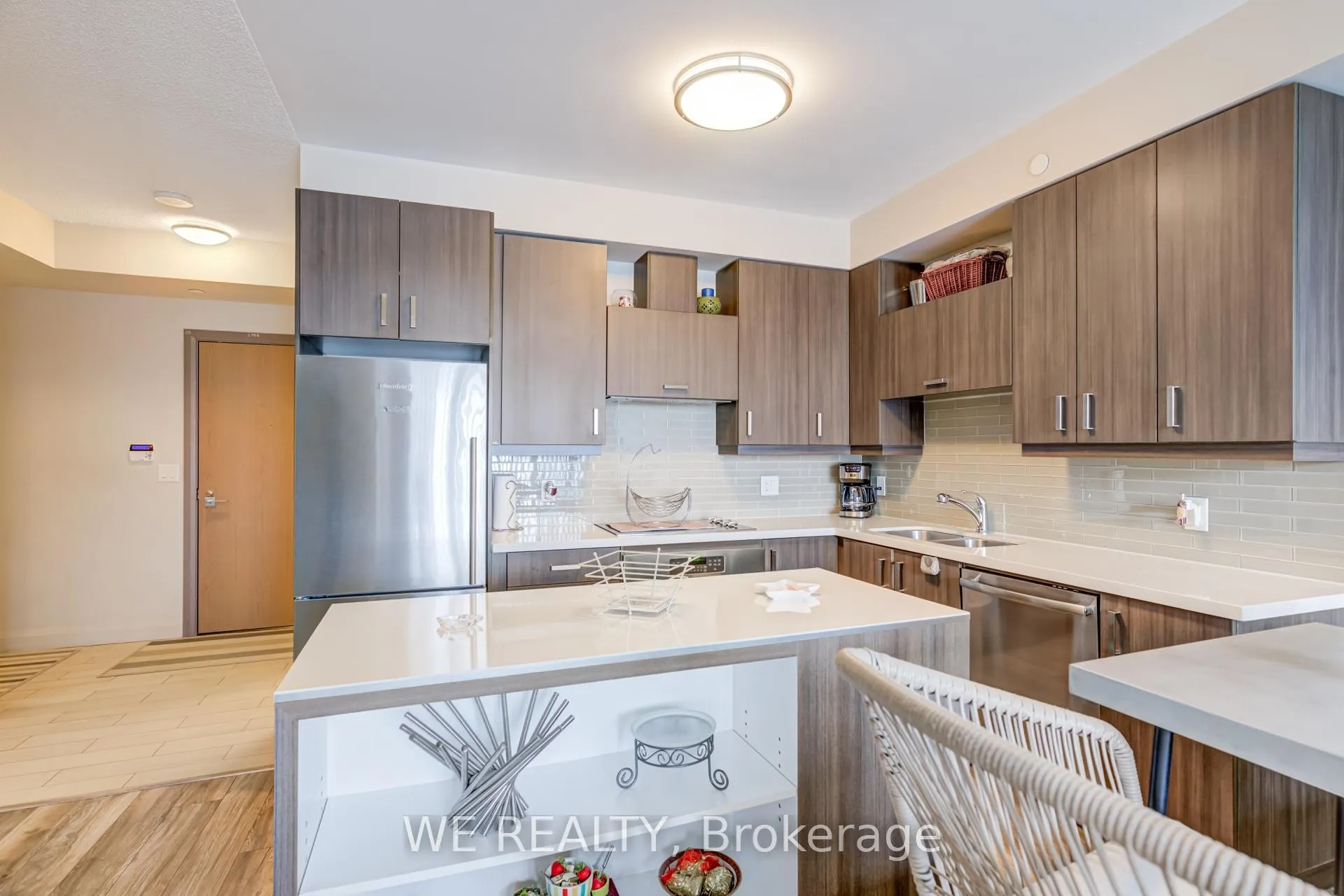Photo 2 of Unit 316, 28 Uptown Drive, Markham, Unionville — HOMEH