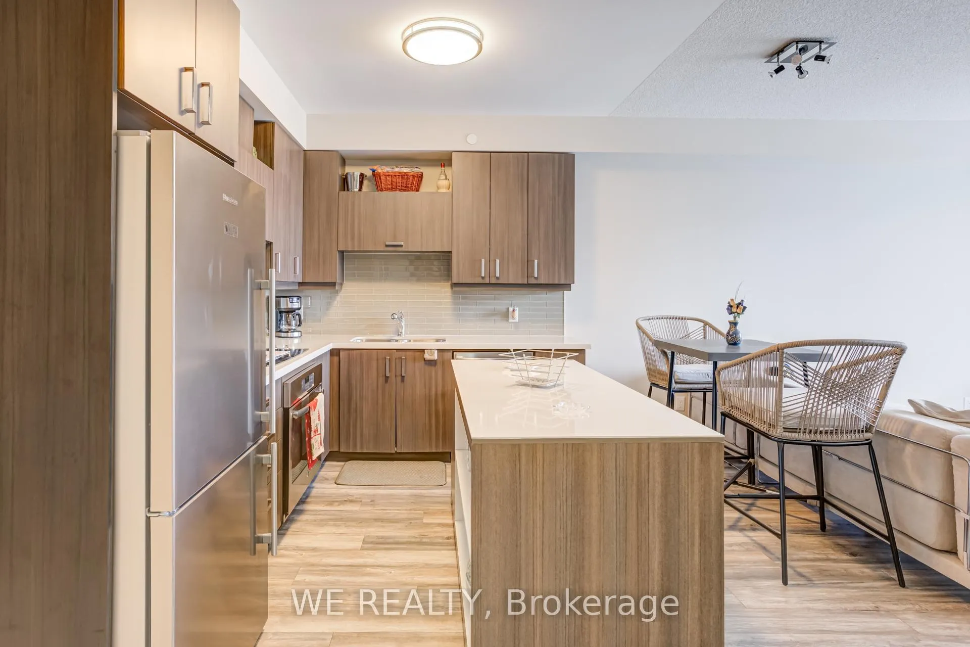 Photo 4 of Unit 316, 28 Uptown Drive, Markham, Unionville — HOMEH