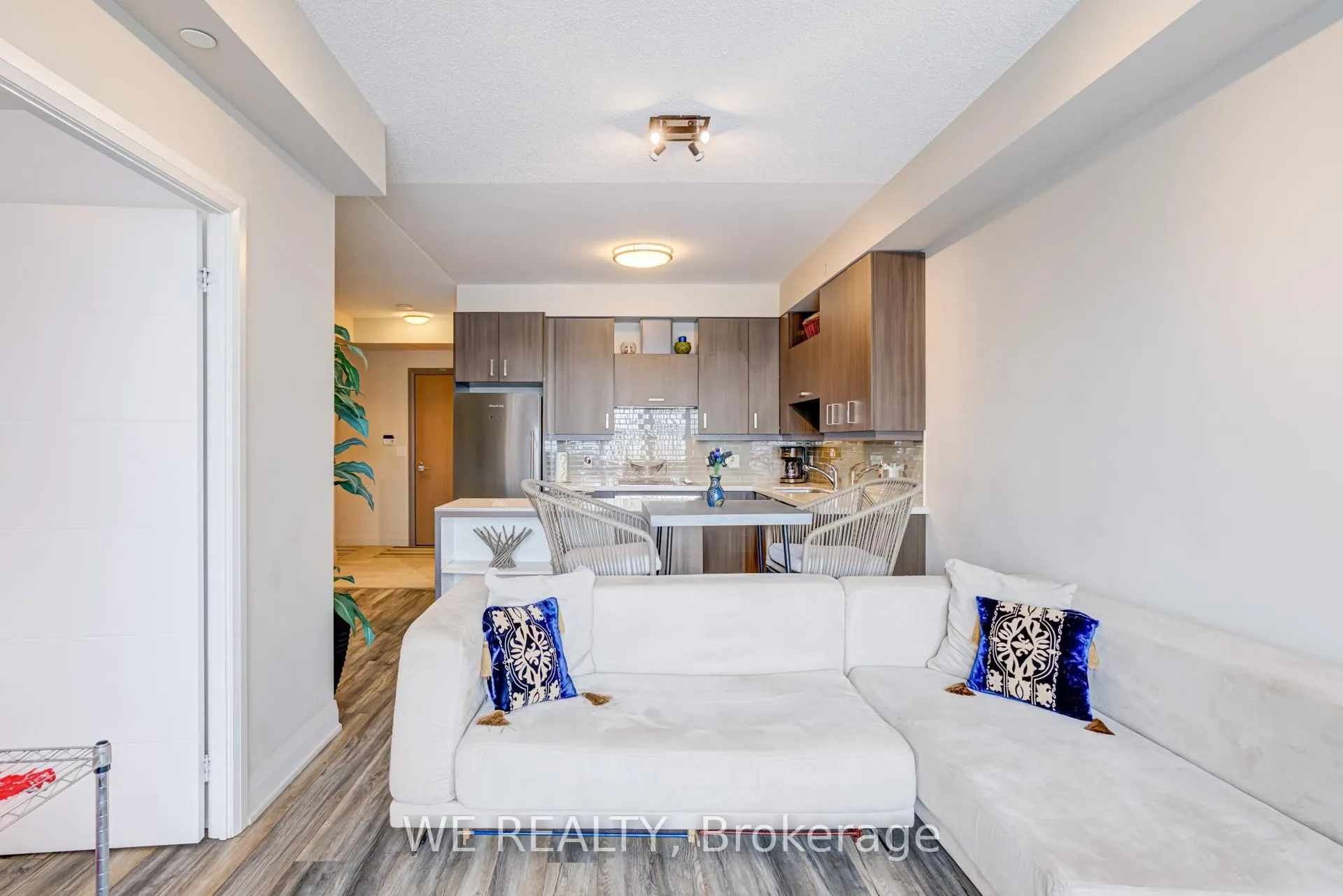 Photo 9 of Unit 316, 28 Uptown Drive, Markham, Unionville — HOMEH