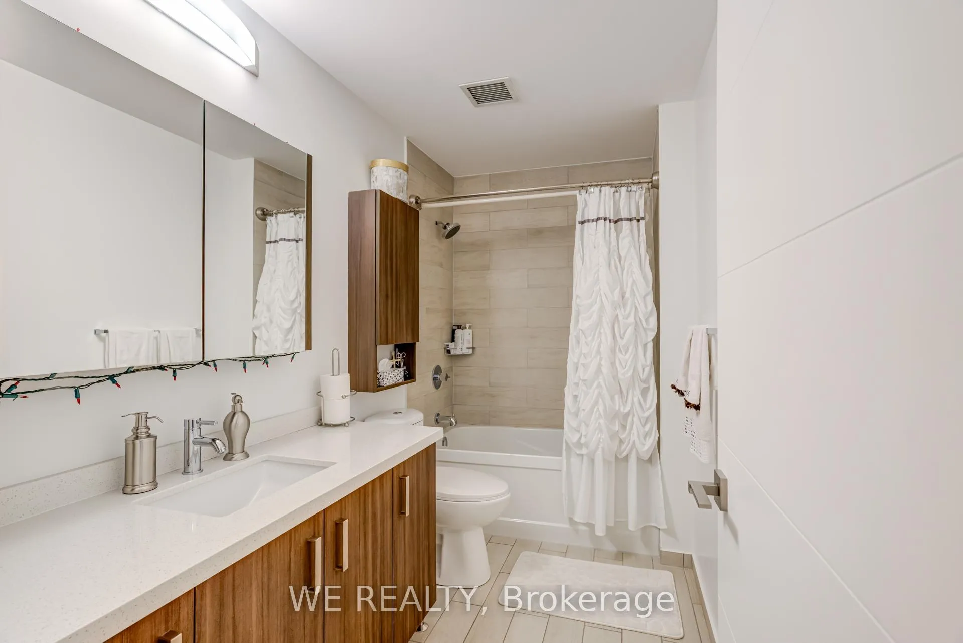 Photo 16 of Unit 316, 28 Uptown Drive, Markham, Unionville — HOMEH