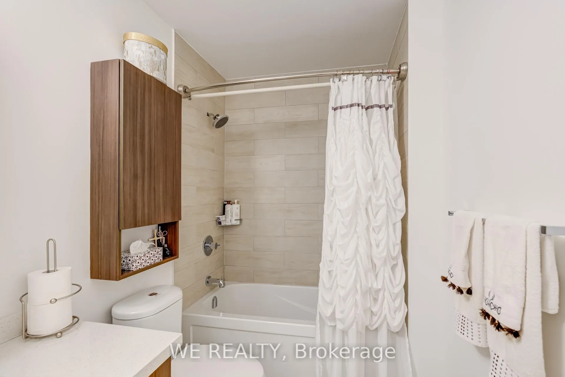 Photo 17 of Unit 316, 28 Uptown Drive, Markham, Unionville — HOMEH