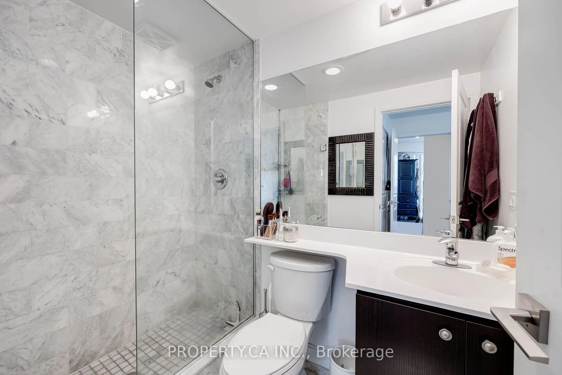 Photo 15 of Unit 706E, 38 The Esplanade, Toronto, Waterfront Communities — HOMEH
