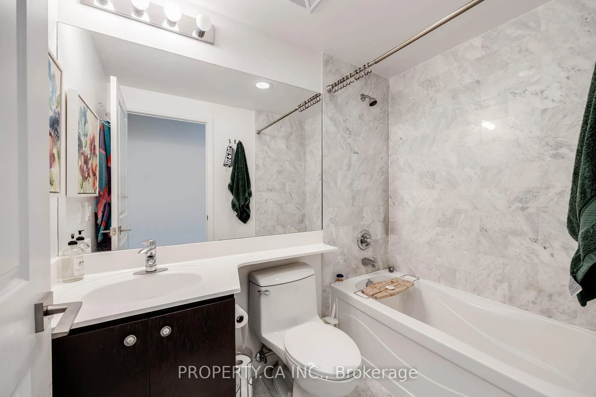 Photo 16 of Unit 706E, 38 The Esplanade, Toronto, Waterfront Communities — HOMEH