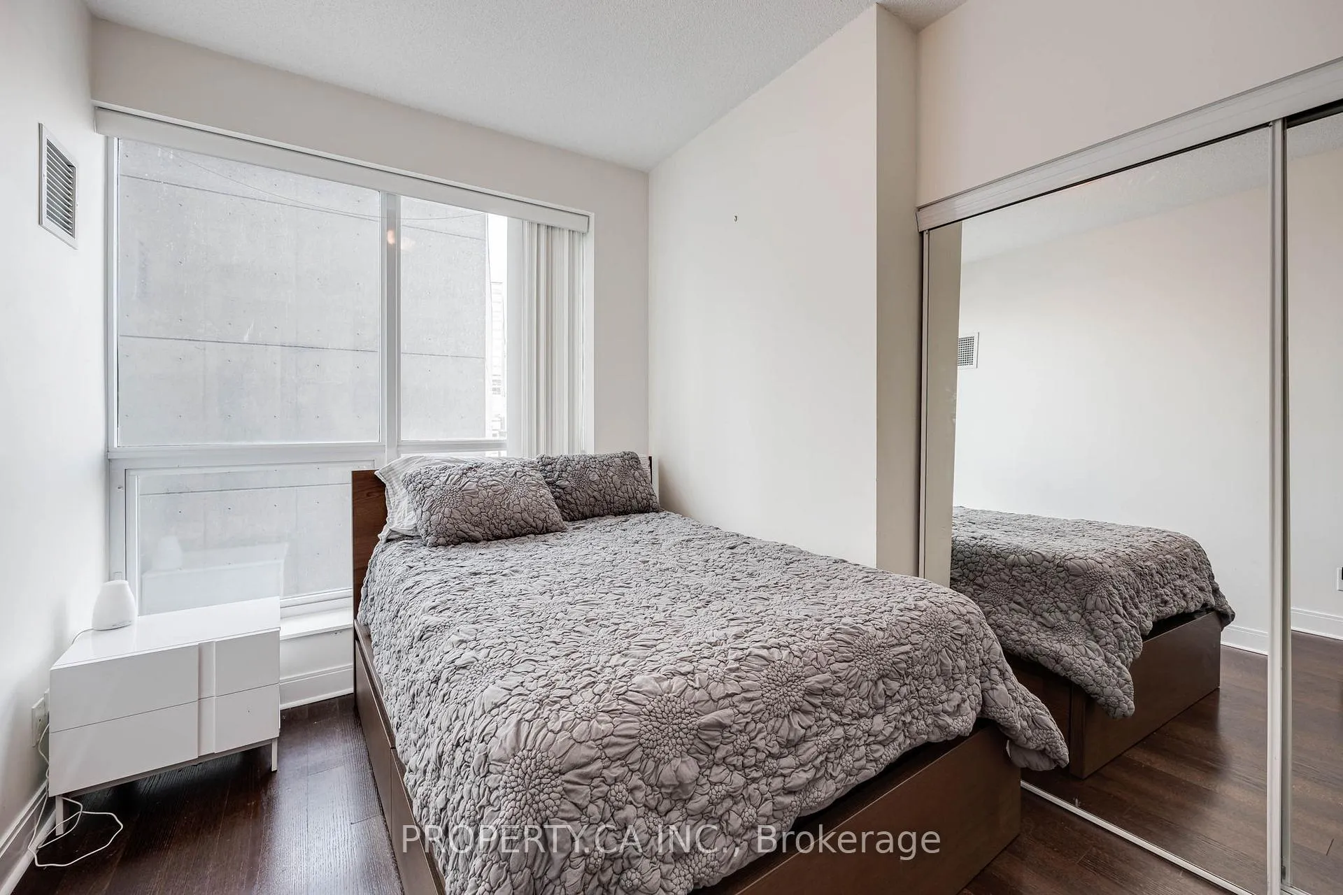 Photo 19 of Unit 706E, 38 The Esplanade, Toronto, Waterfront Communities — HOMEH