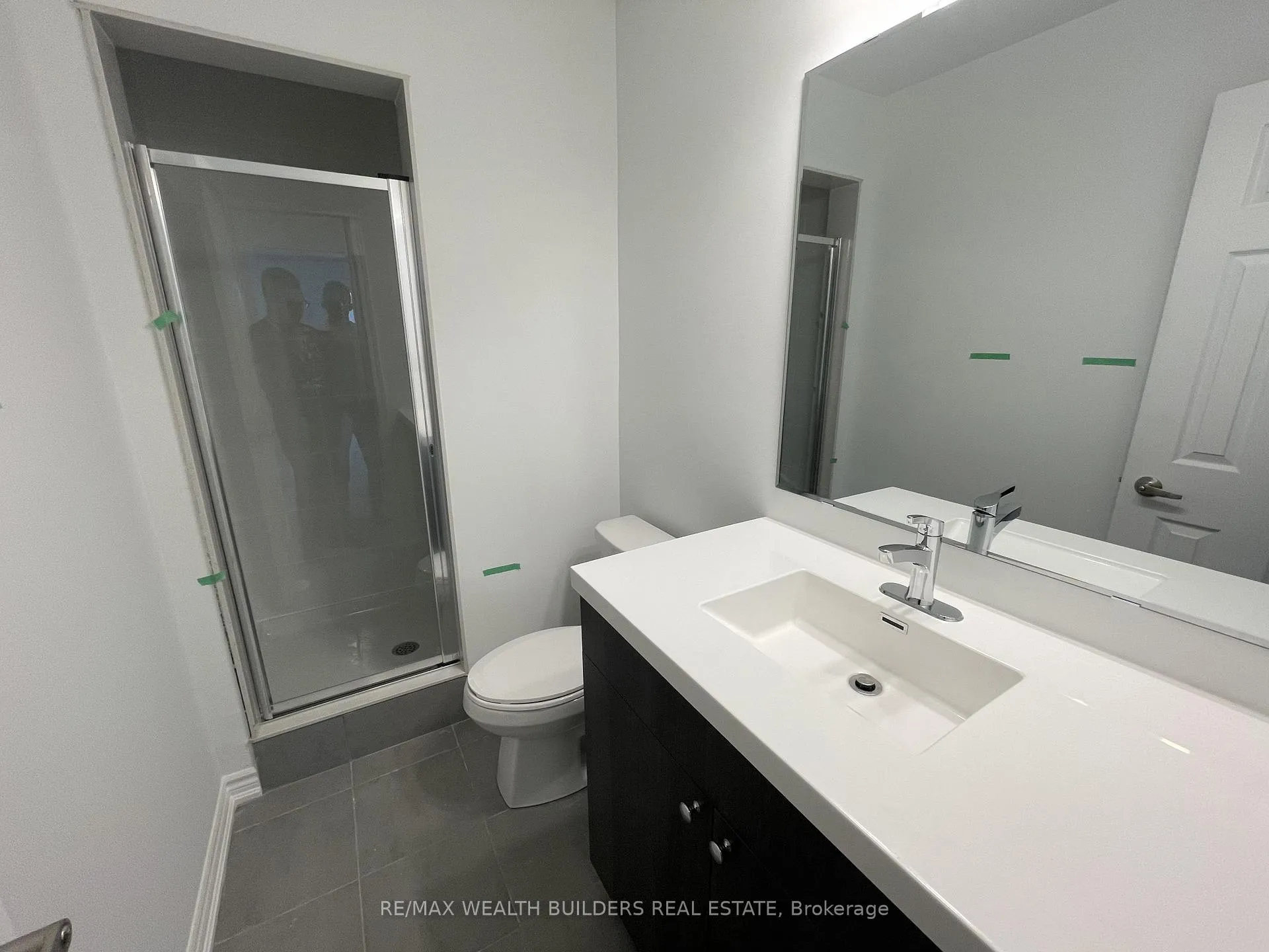 Photo 19 of 1260 Wintergreen Place, Milton, Cobban — HOMEH