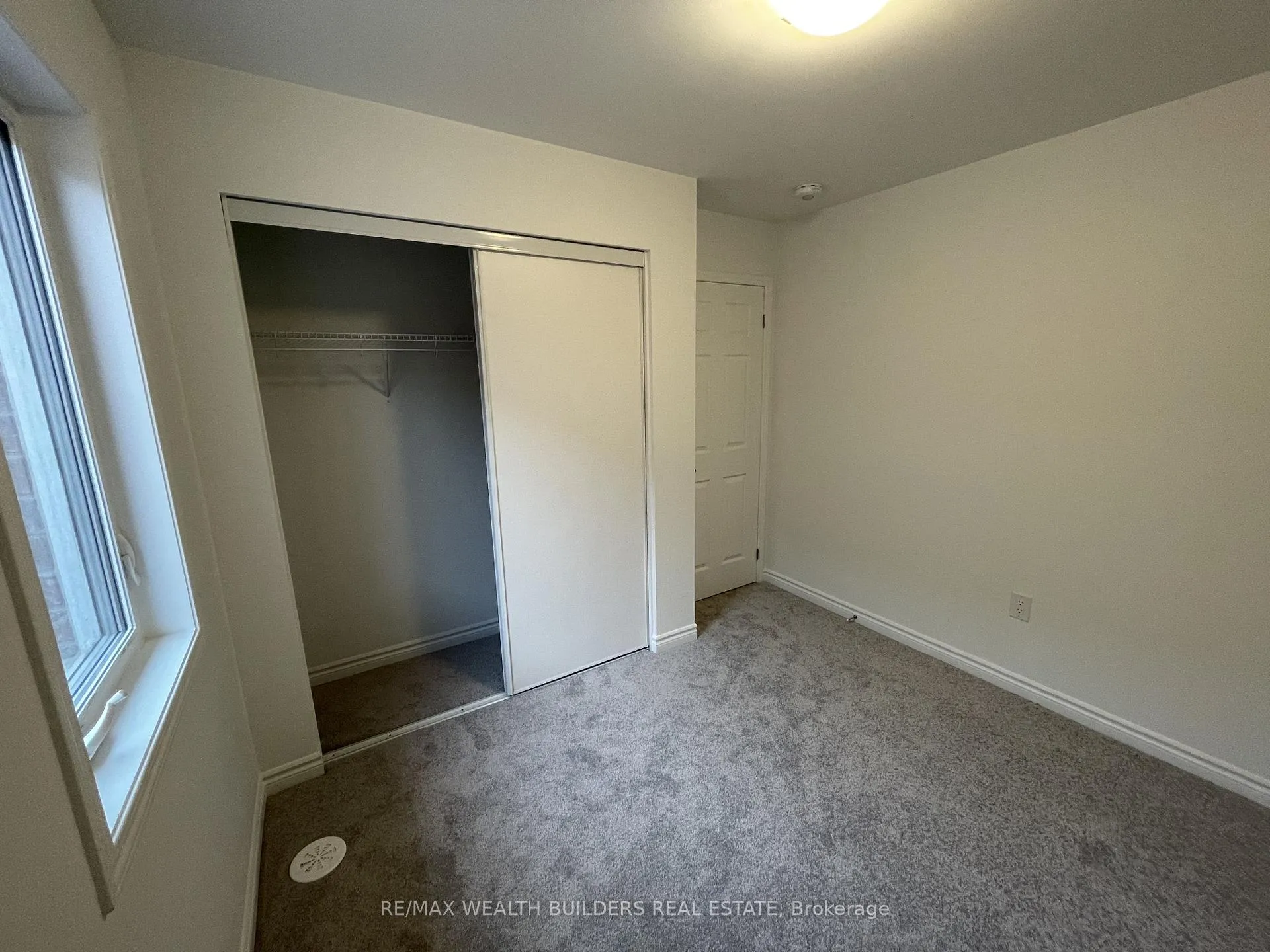 Photo 25 of 1260 Wintergreen Place, Milton, Cobban — HOMEH