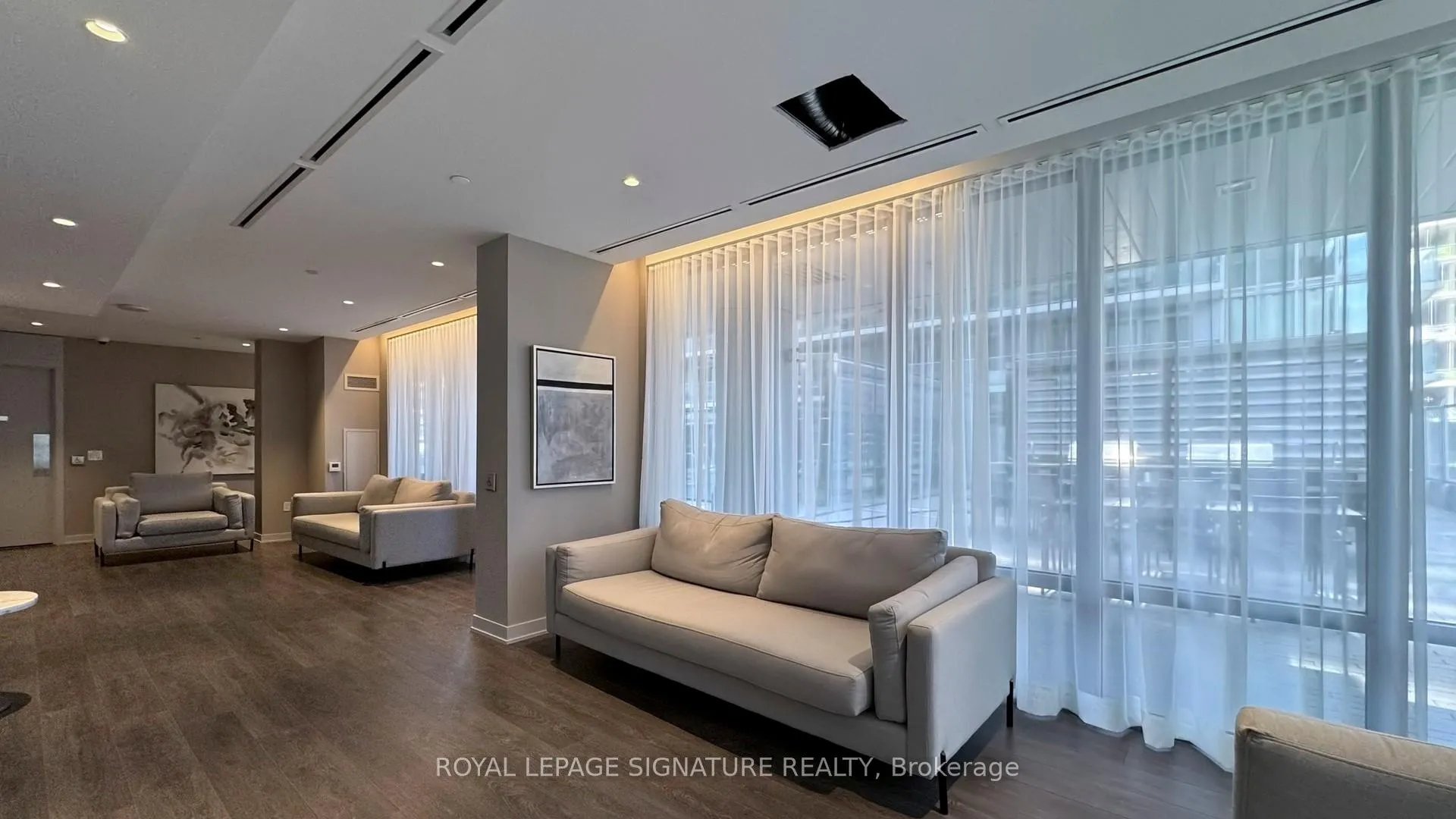 Photo 30 of Unit 2016, 195 Redpath Avenue, Toronto, Mount Pleasant East — HOMEH